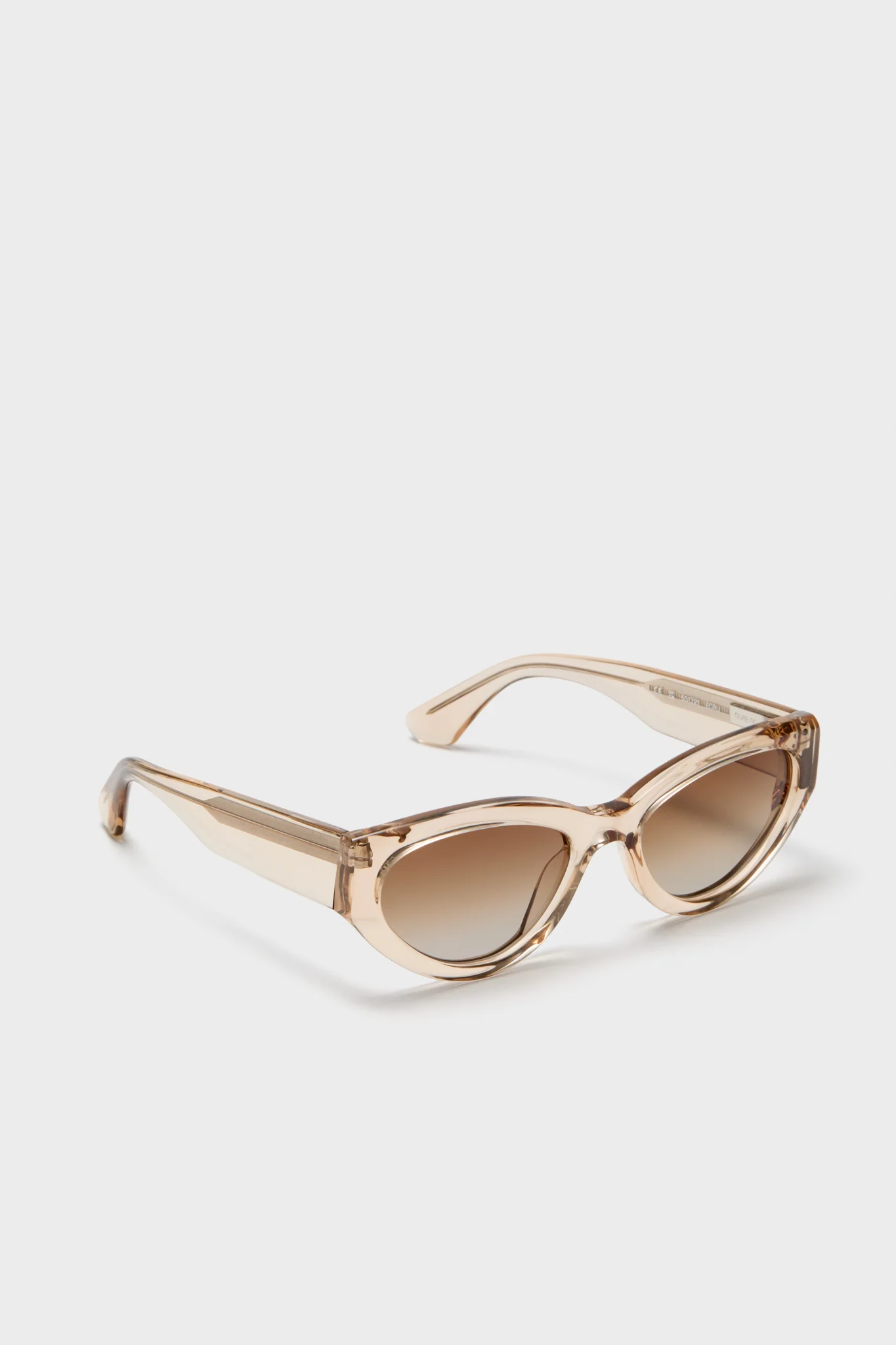 06 Ecru Sunglasses - Image 4