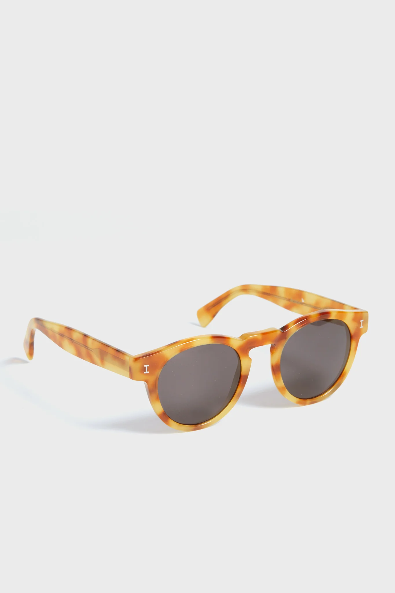 Amber Leonard Sunglasses - Image 4