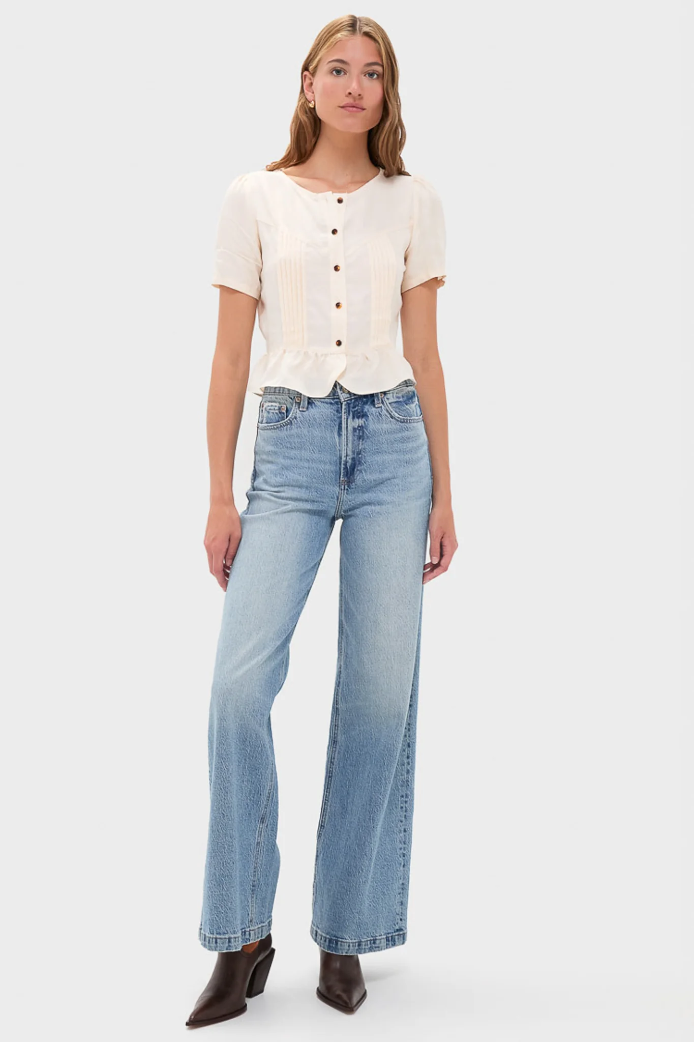 Arctic Wolf Short Sleeve Pintuck Top - Image 5