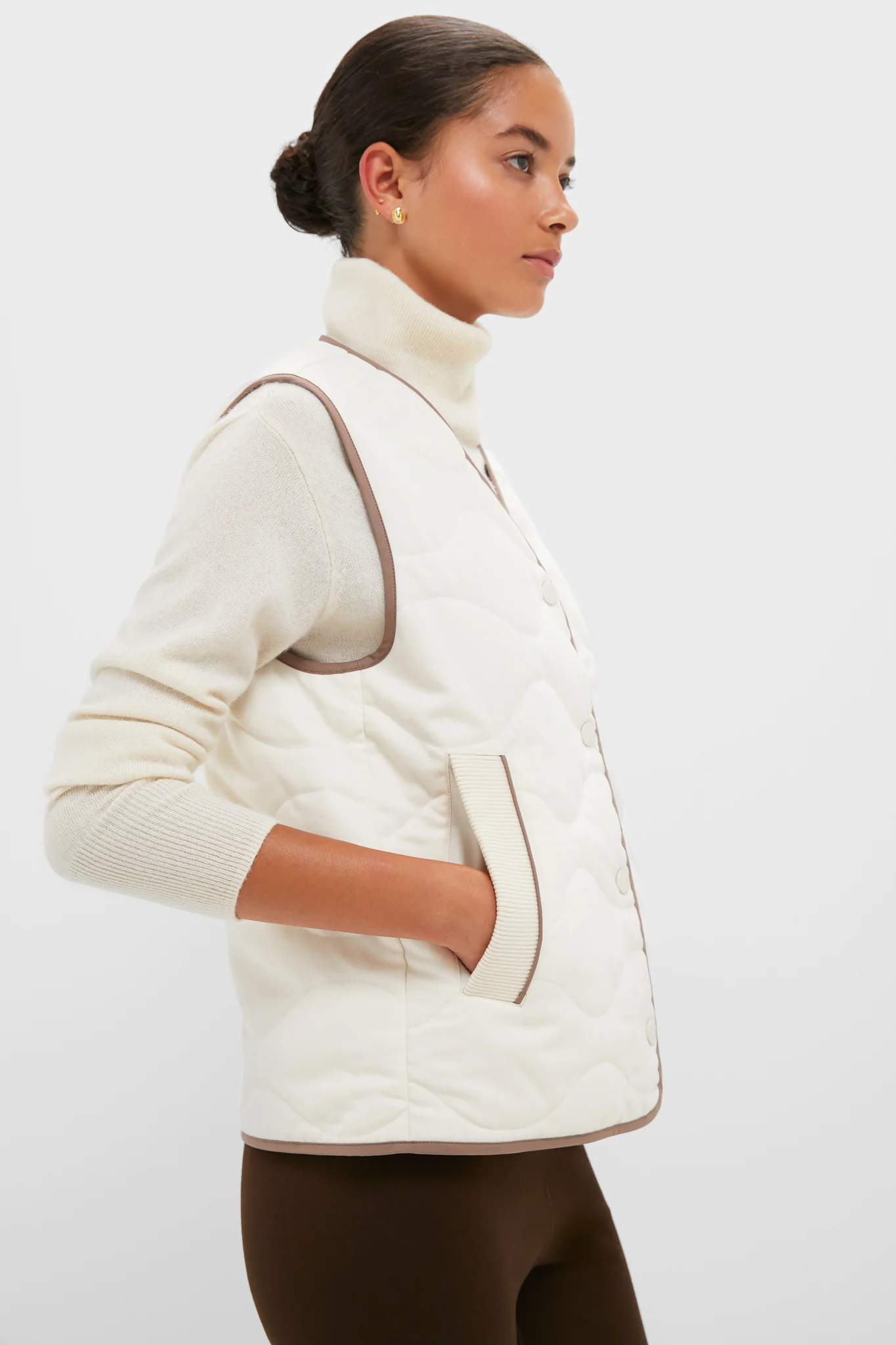 Ash Taupe and Birch Lori Reversible Gilet - Image 3