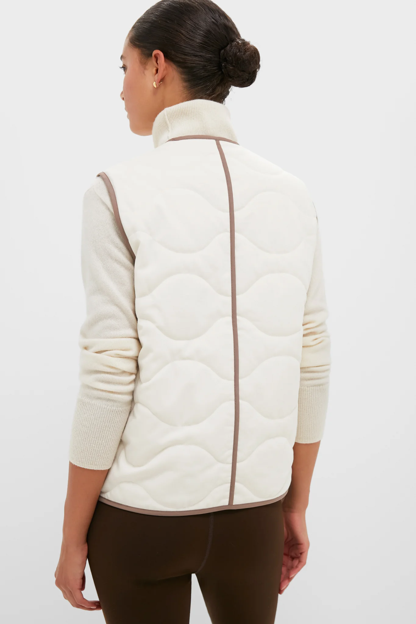 Ash Taupe and Birch Lori Reversible Gilet - Image 4