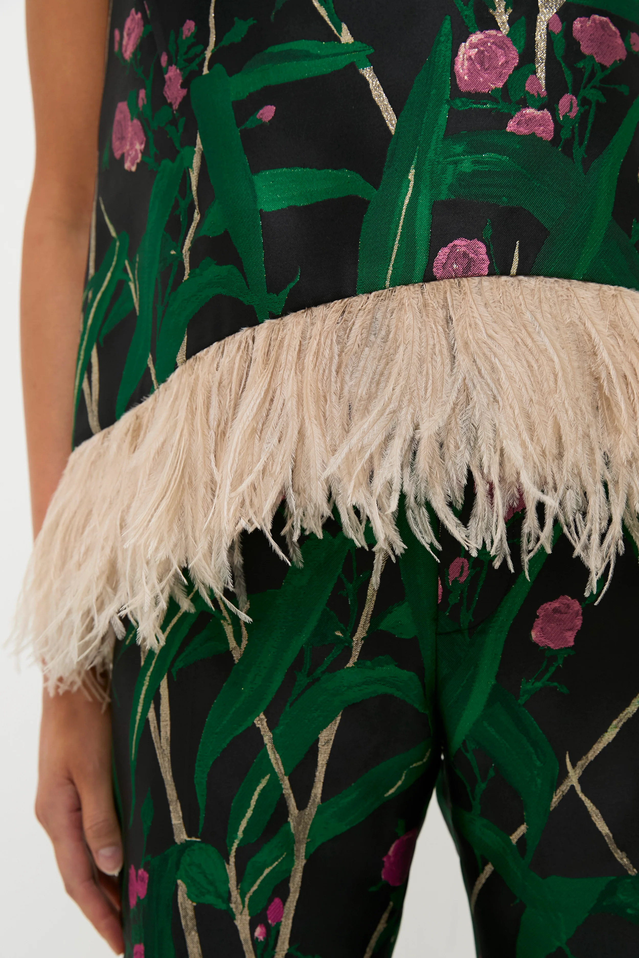 Bamboo Jacquard La Scala Top with Feathers - Image 5