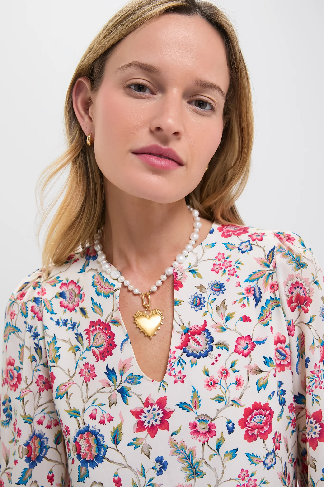 Baroque Pearl Necklace with Heart of Gold Charm - Image 2