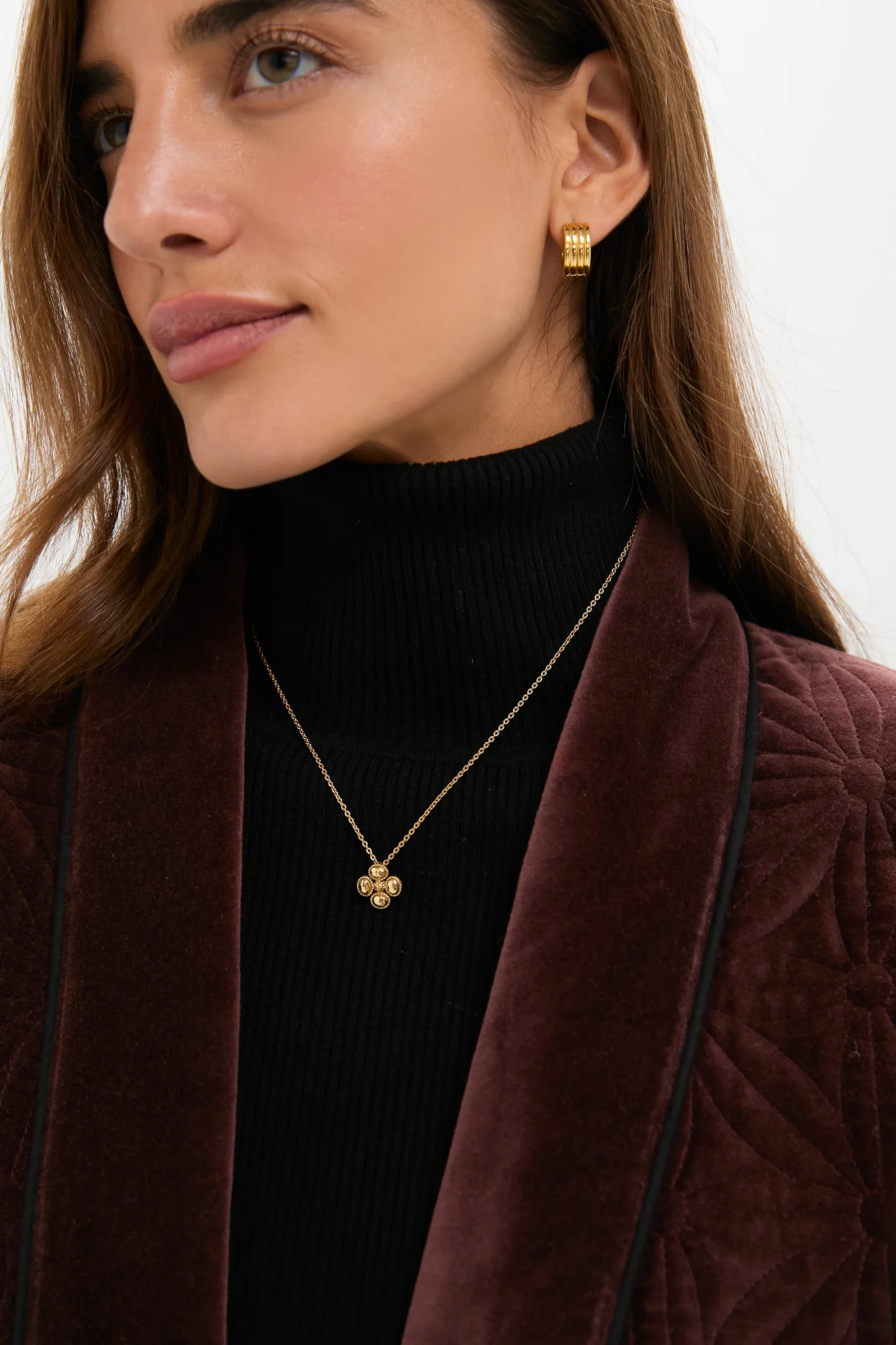 Berry Clover Station Necklace in Gold - Image 2