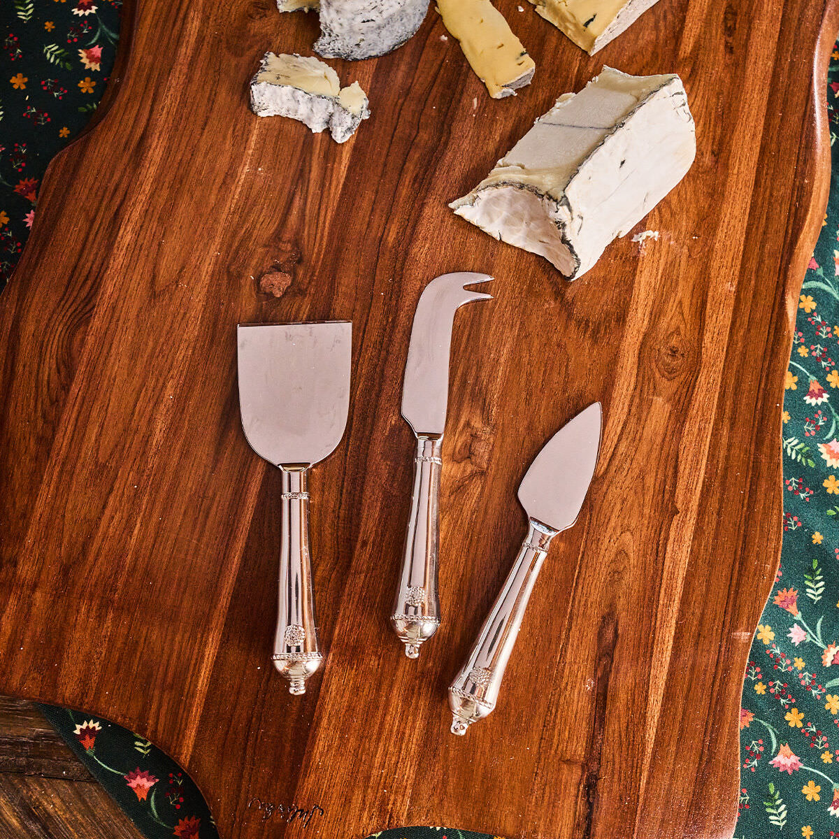 Berry & Thread Cheese Knife Assorted Set of 3 - Image 2