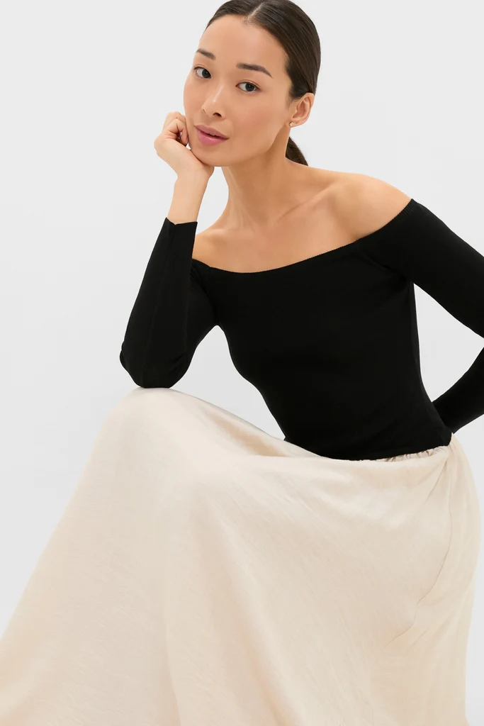 Black and Ivory Off Shoulder Maxi Dress - Image 6