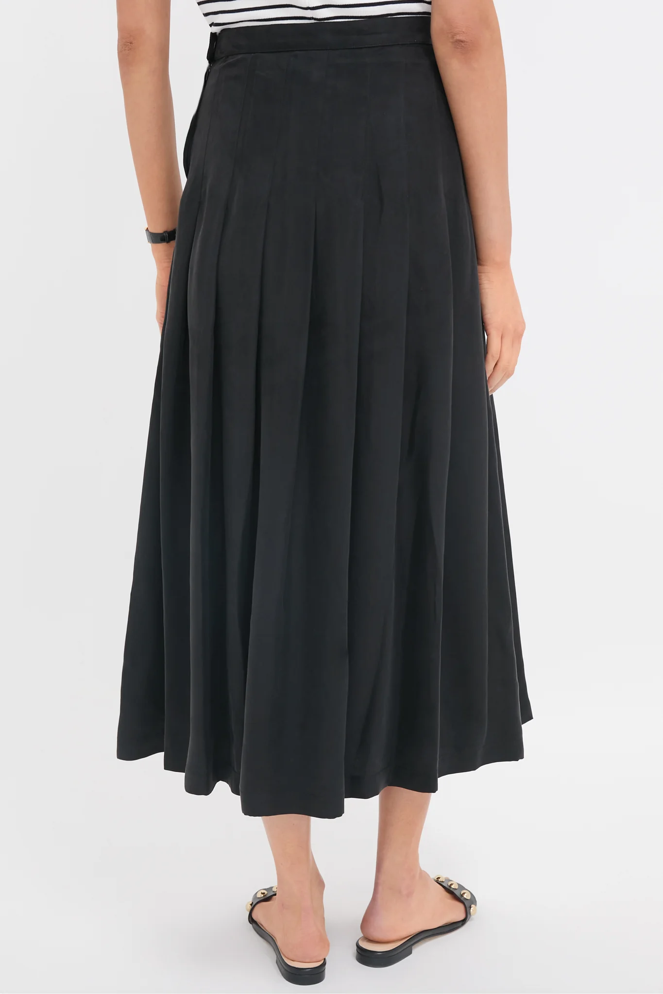 Black Atelier Pleated Maxi Skirt - Image 3