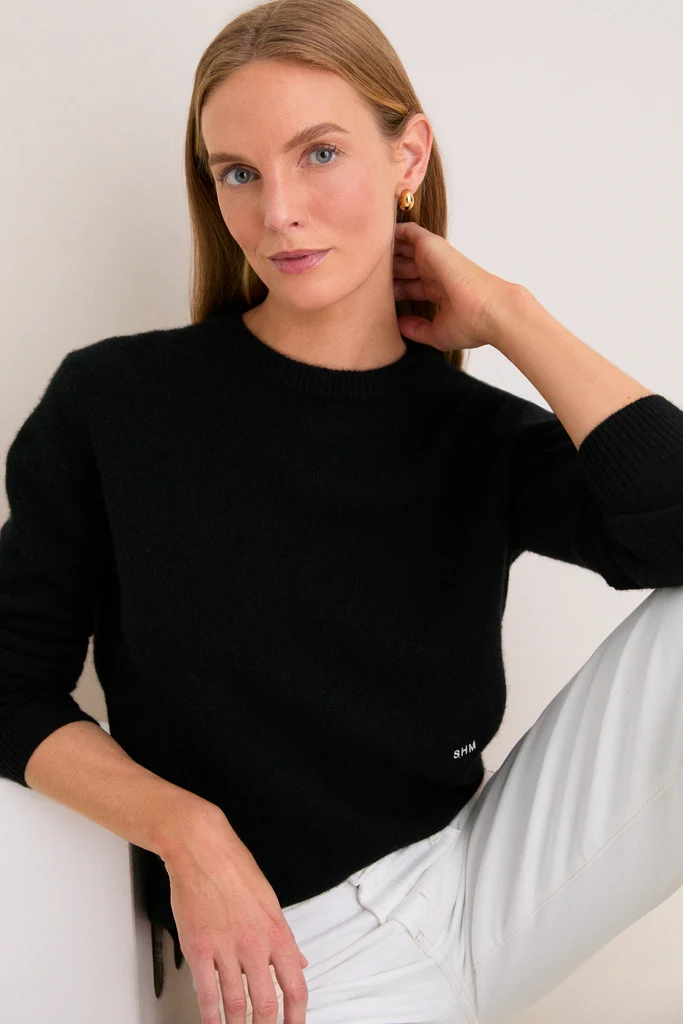 Black Cashmere Boyfriend Bodie Crewneck - Image 5