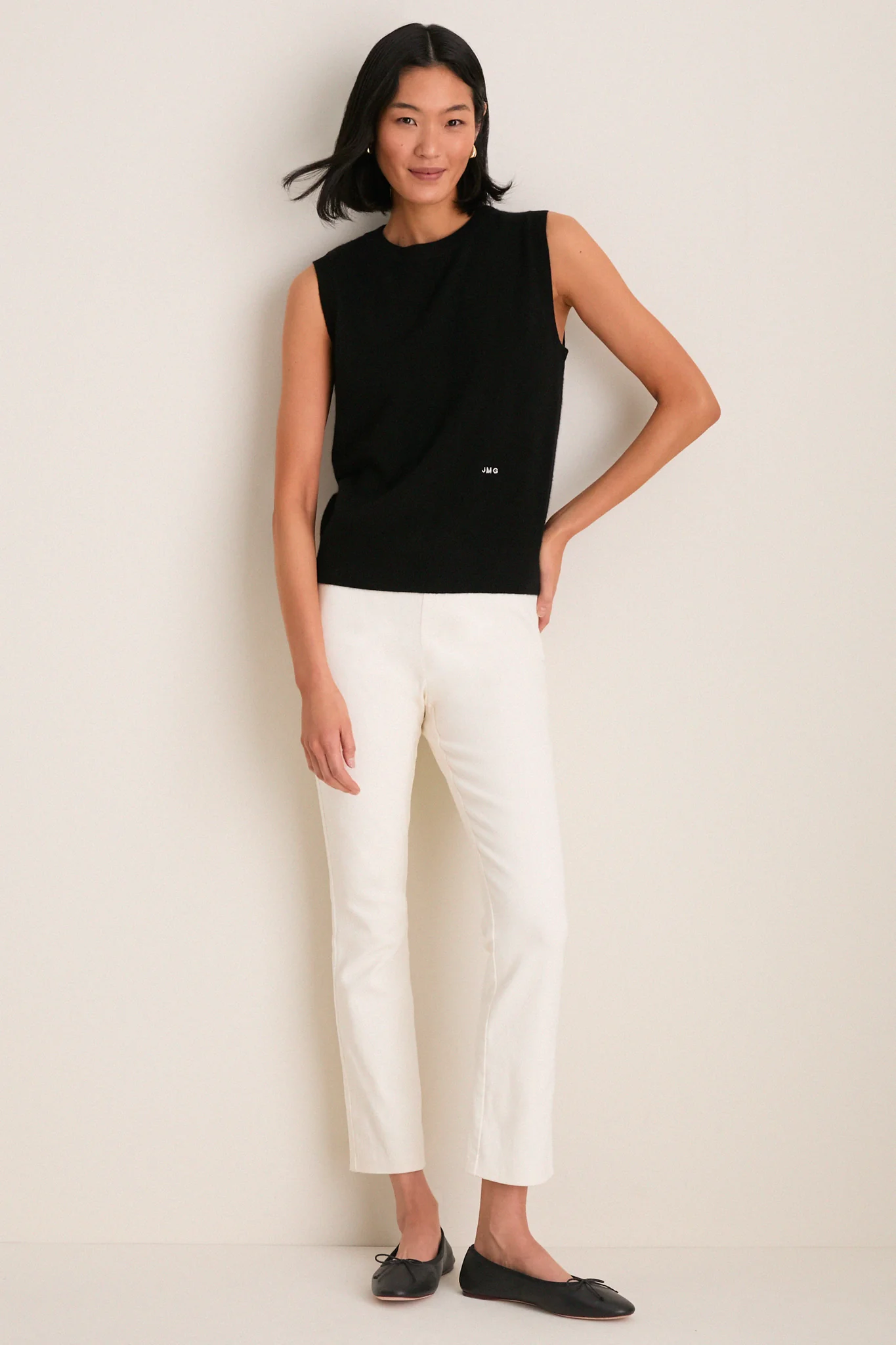 Black Cashmere Sleeveless Ava Shell - Image 6