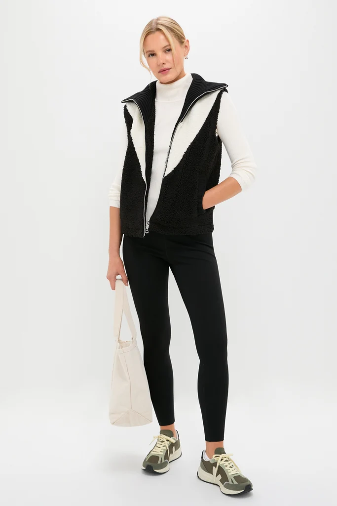Black Caspian Sherpa Gilet - Image 2