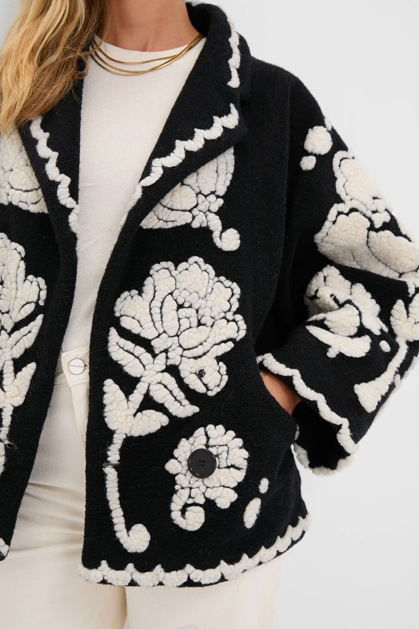 Black Cream Floral Arabesque Fleece Coat - Image 5