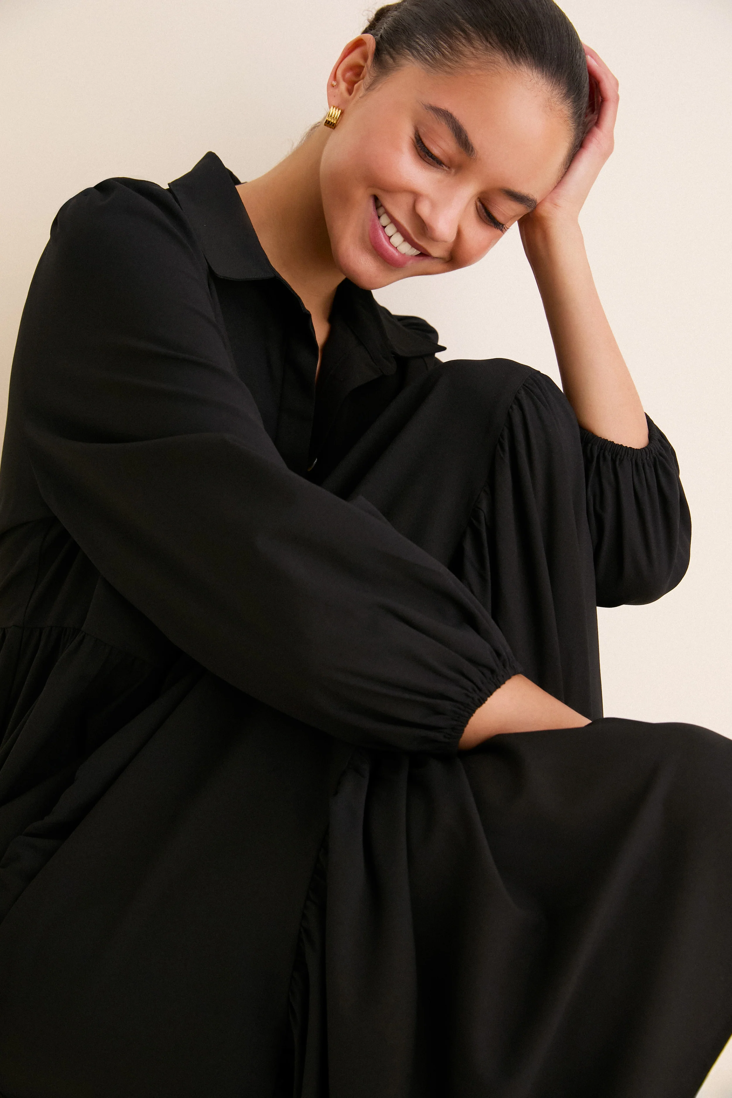 Black Crepe Mabel Maxi Dress - Image 5