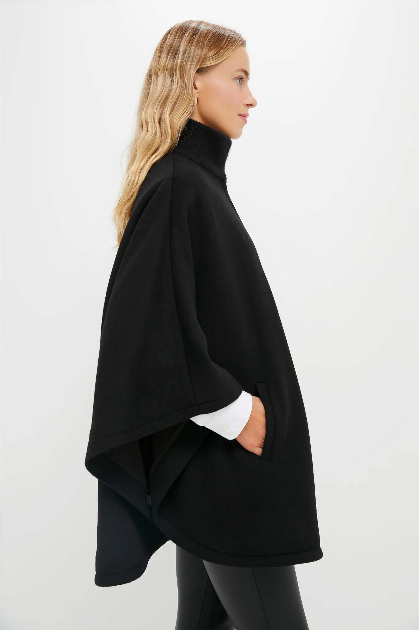 Black Full Zip Huntington Poncho - Image 3