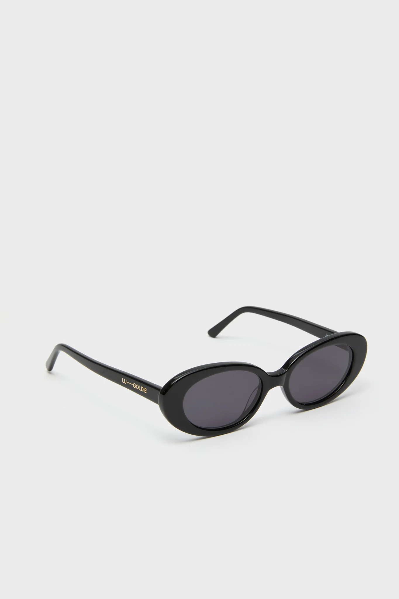 Black Jeanne Sunglasses - Image 4