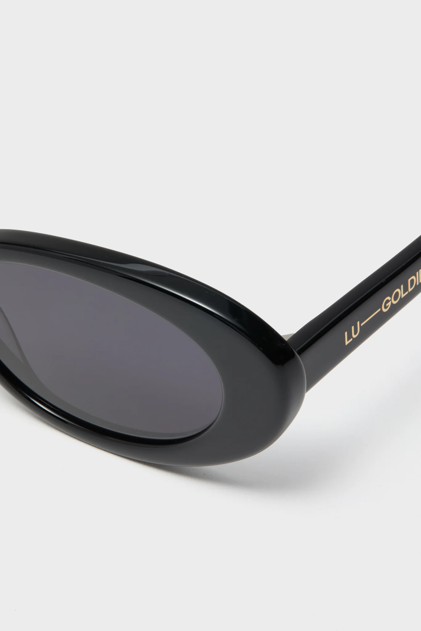 Black Jeanne Sunglasses - Image 5