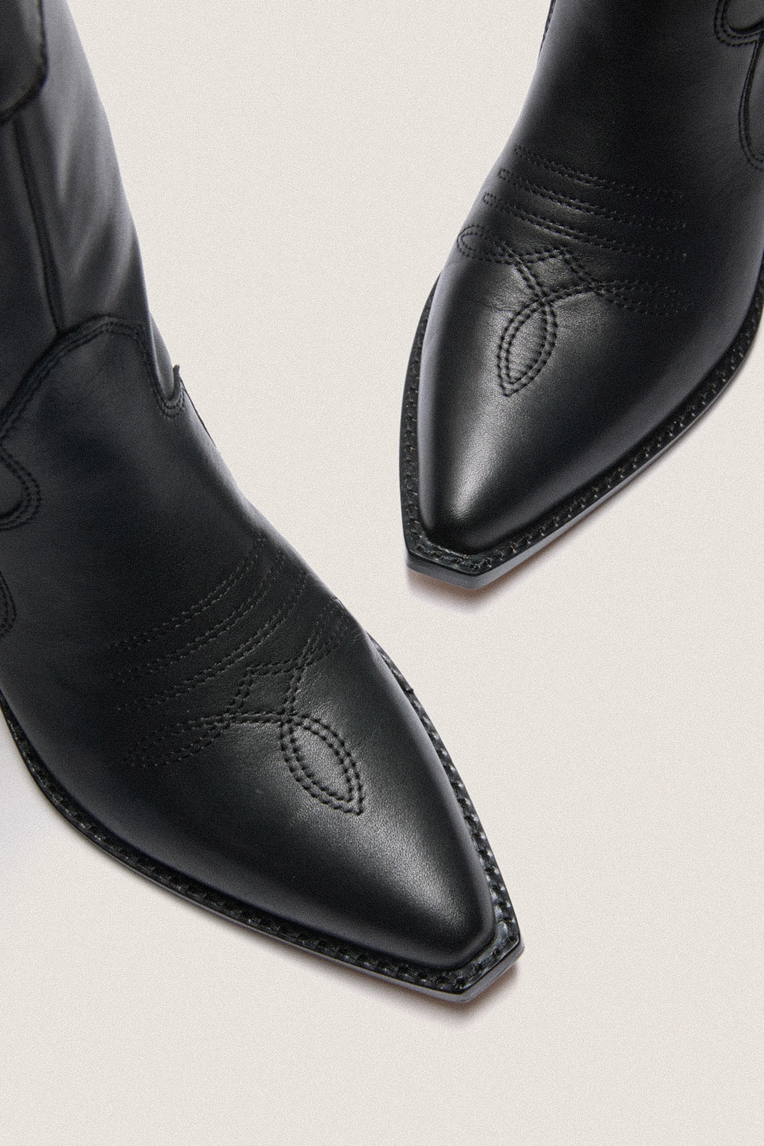 Black Leather Wilson Western Boots - Image 5