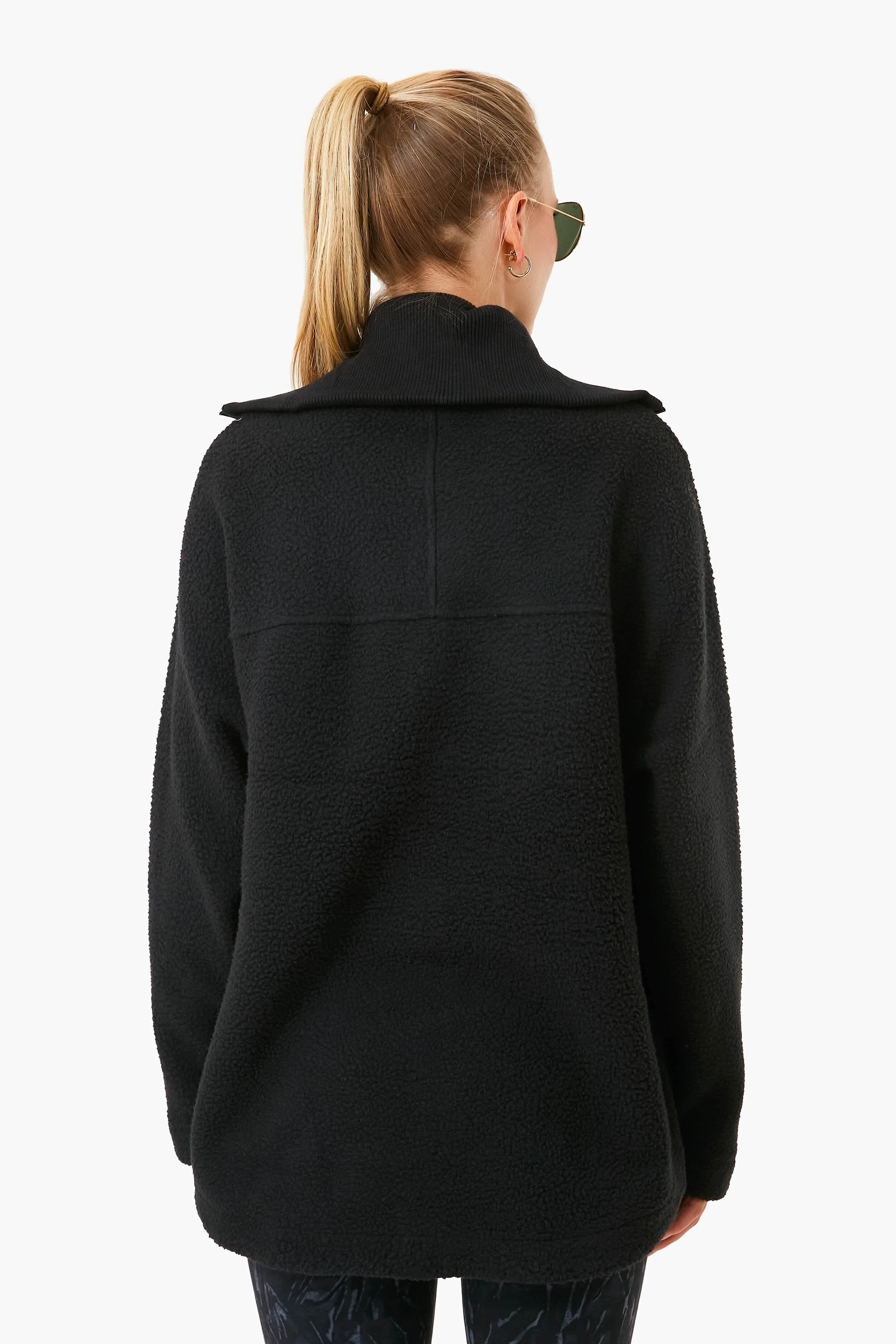 Black Olivia Fleece Jacket - Image 4