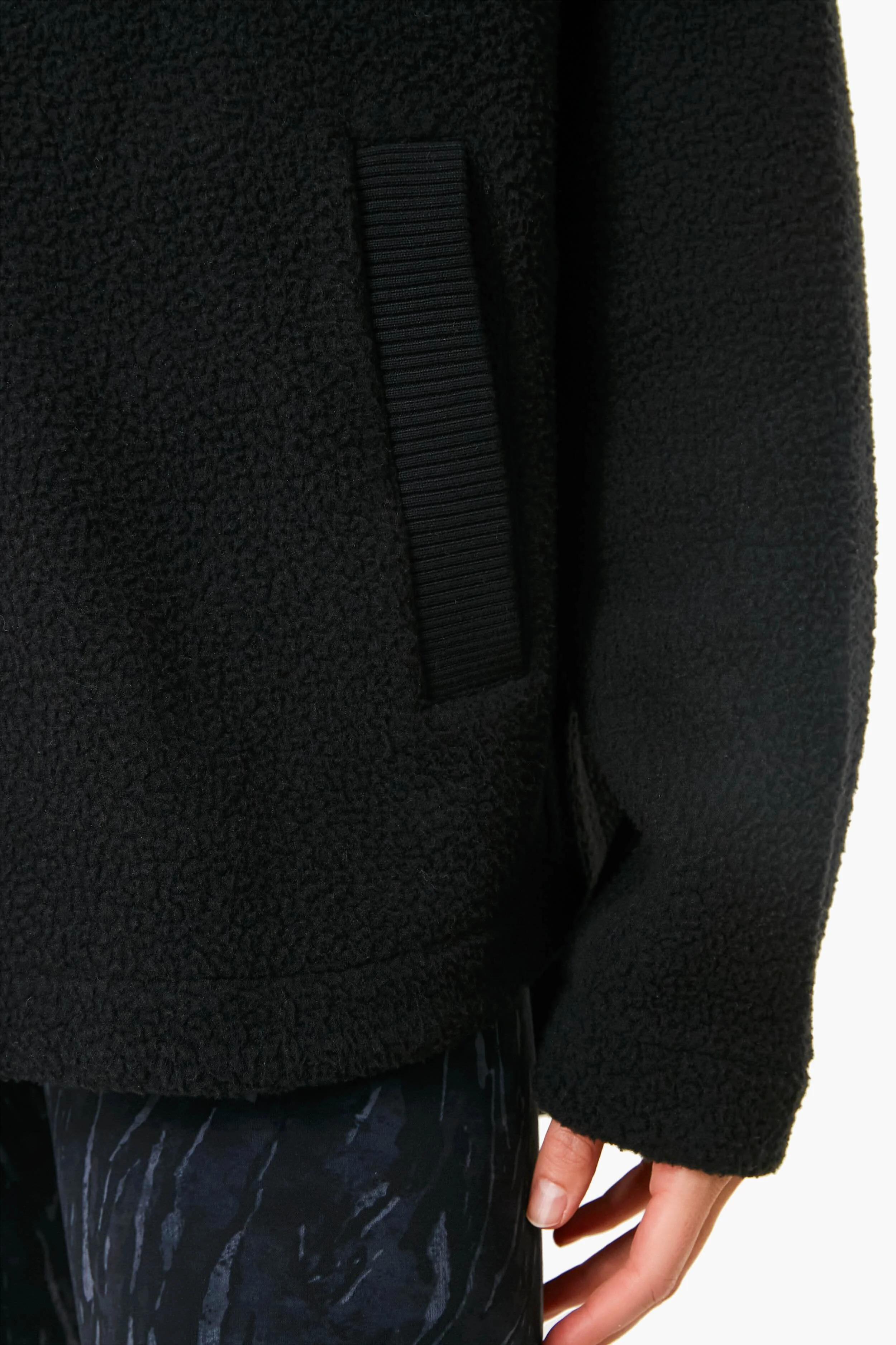 Black Olivia Fleece Jacket - Image 5