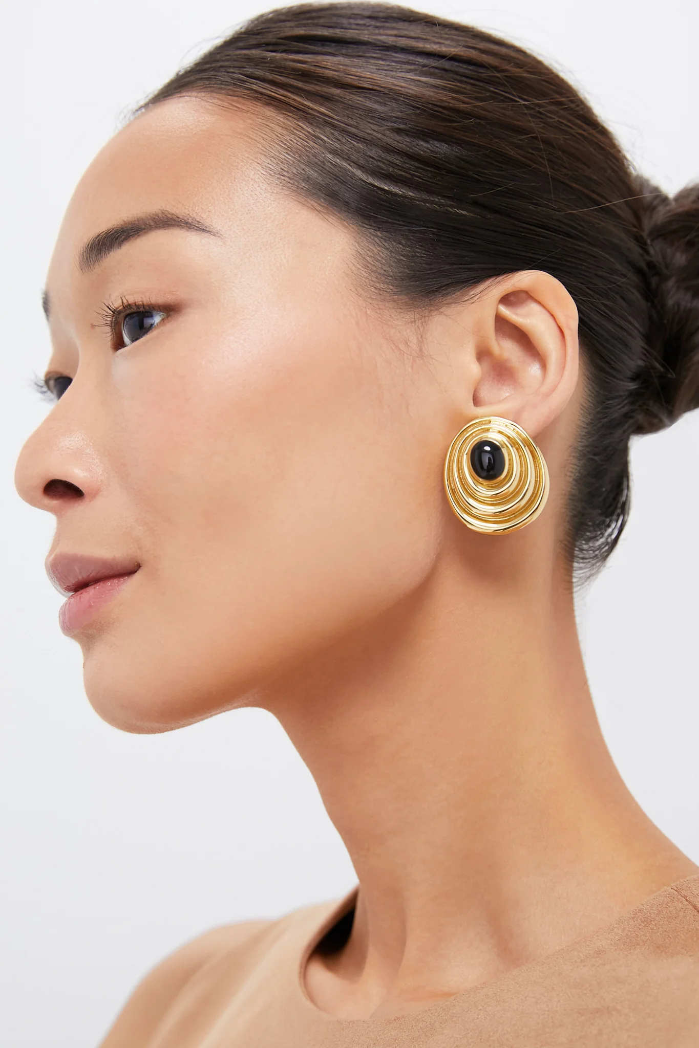 Black Onyx Presence Earrings - Image 3