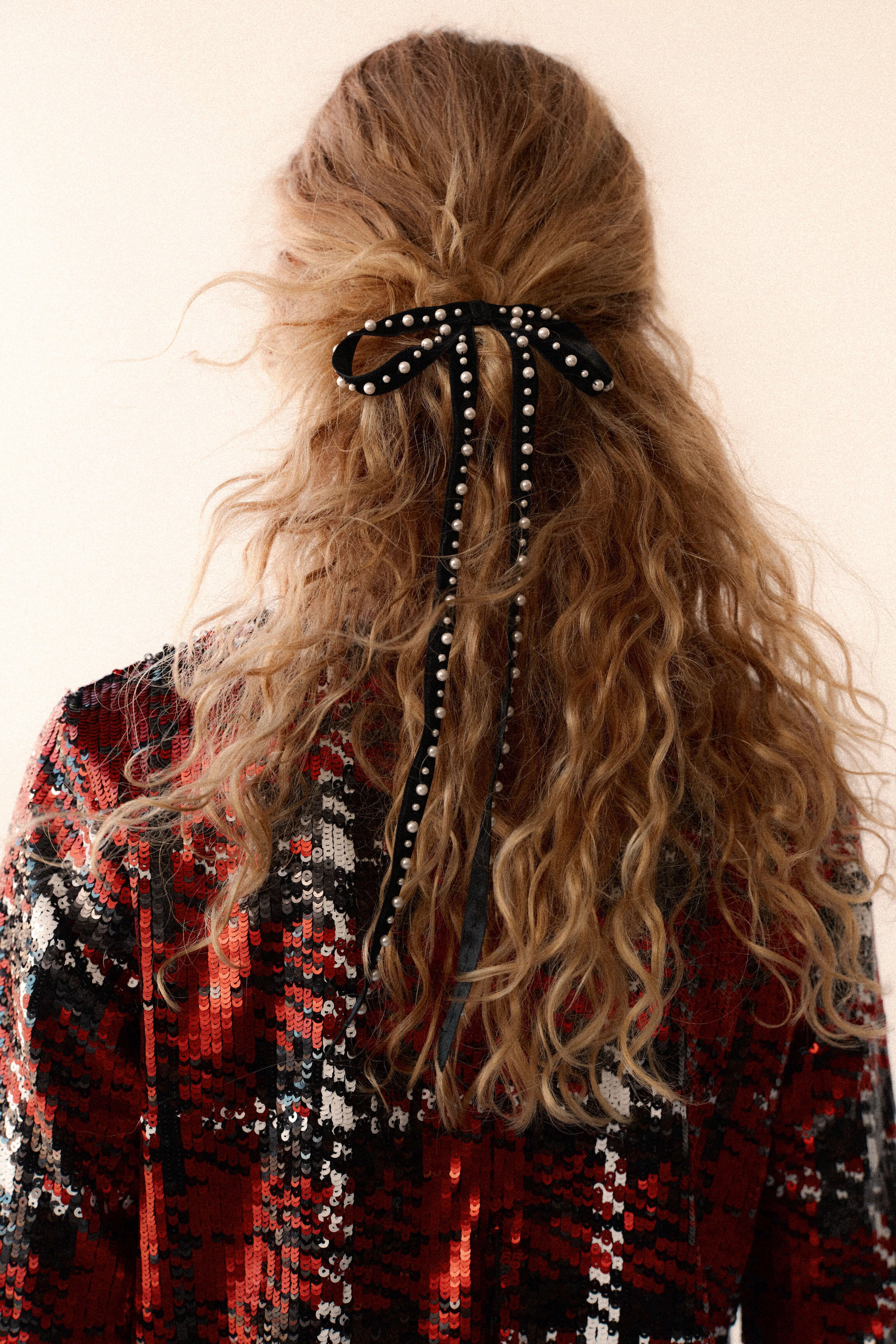 Black Pearl Annalee Bow Barrette - Image 2