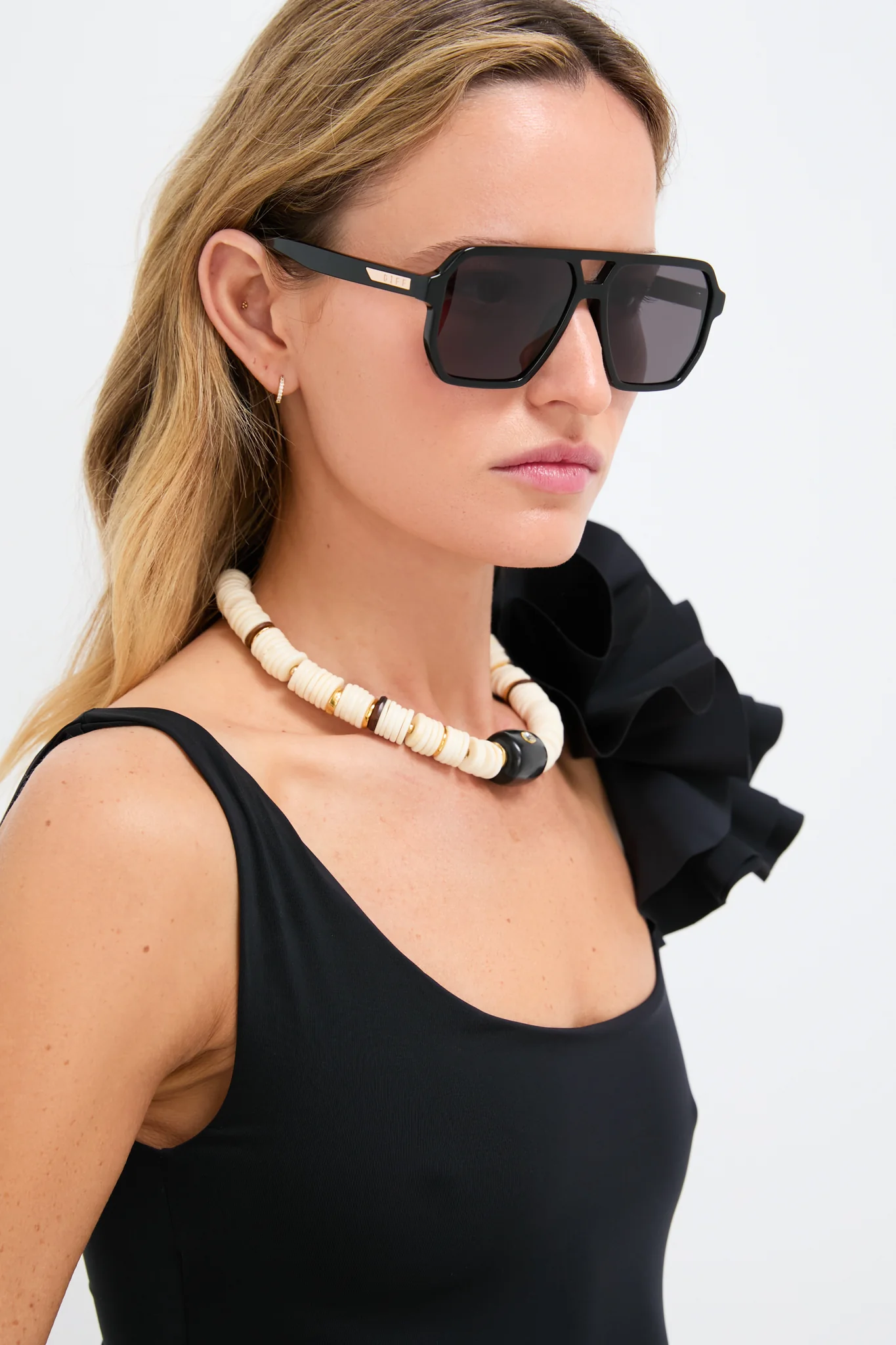 Black Polarized Cameron Sunglasses - Image 2