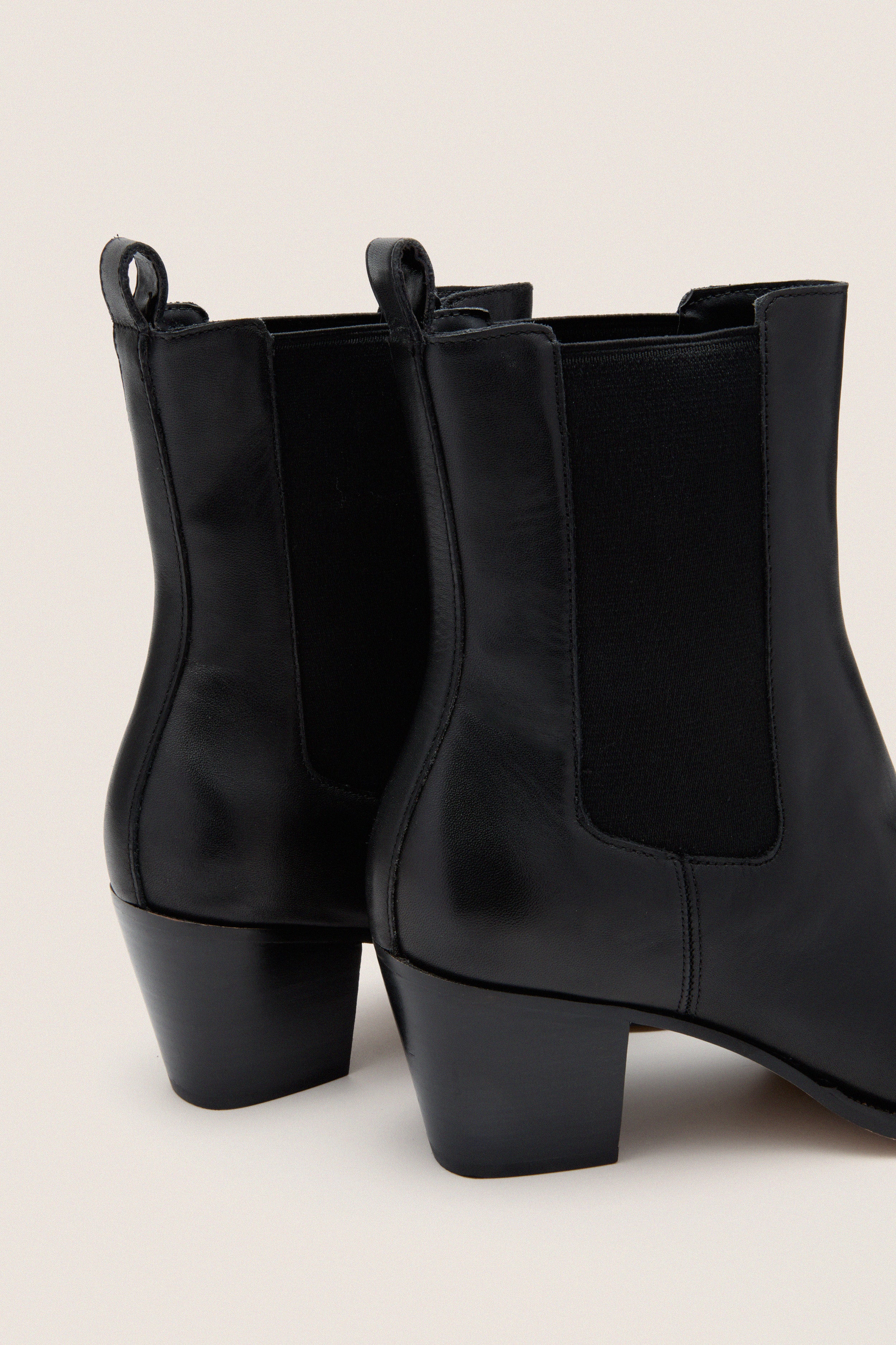 Black Shadie H2O Boots - Image 5