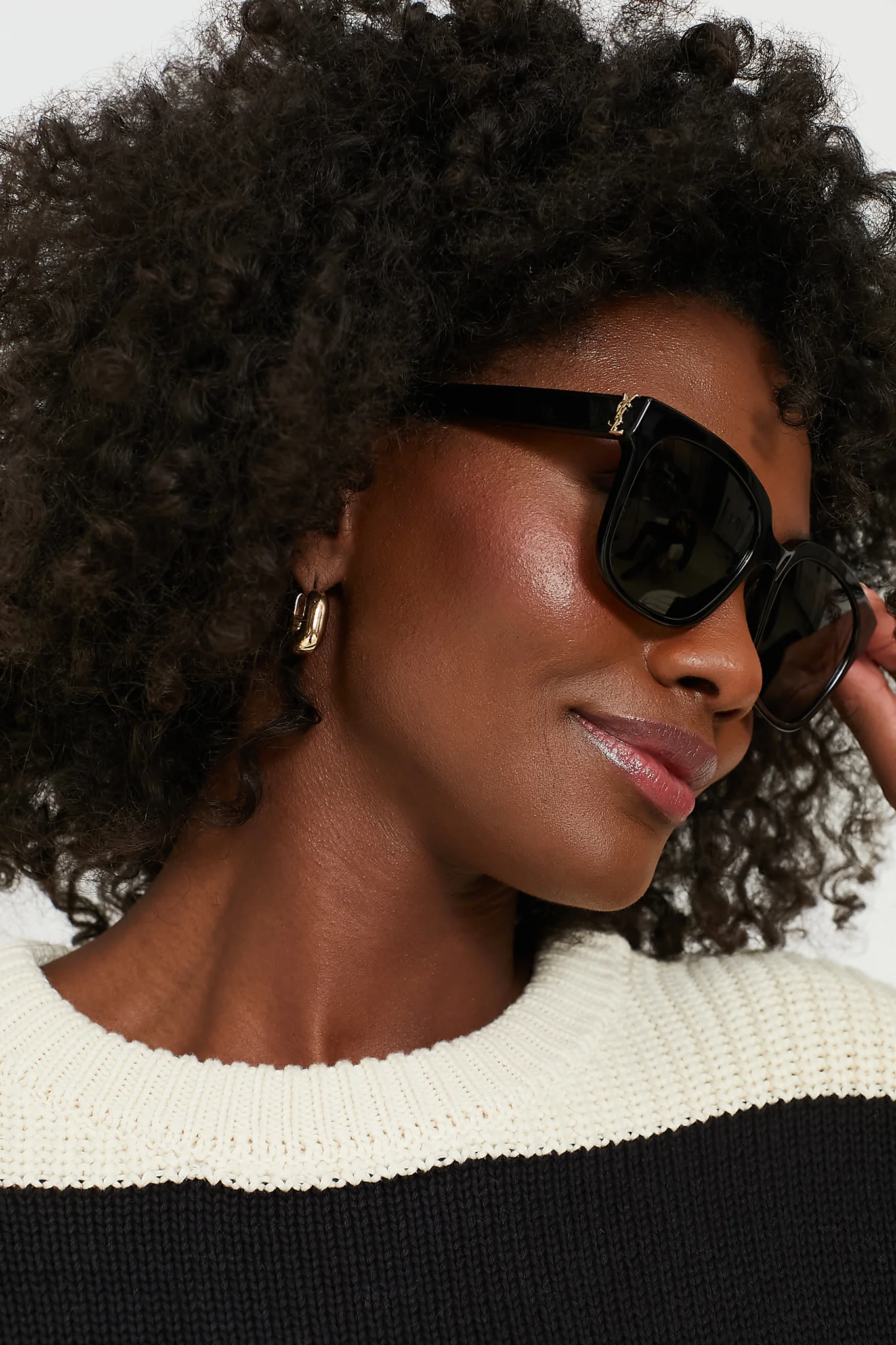 Black Square Sunglasses - Image 2