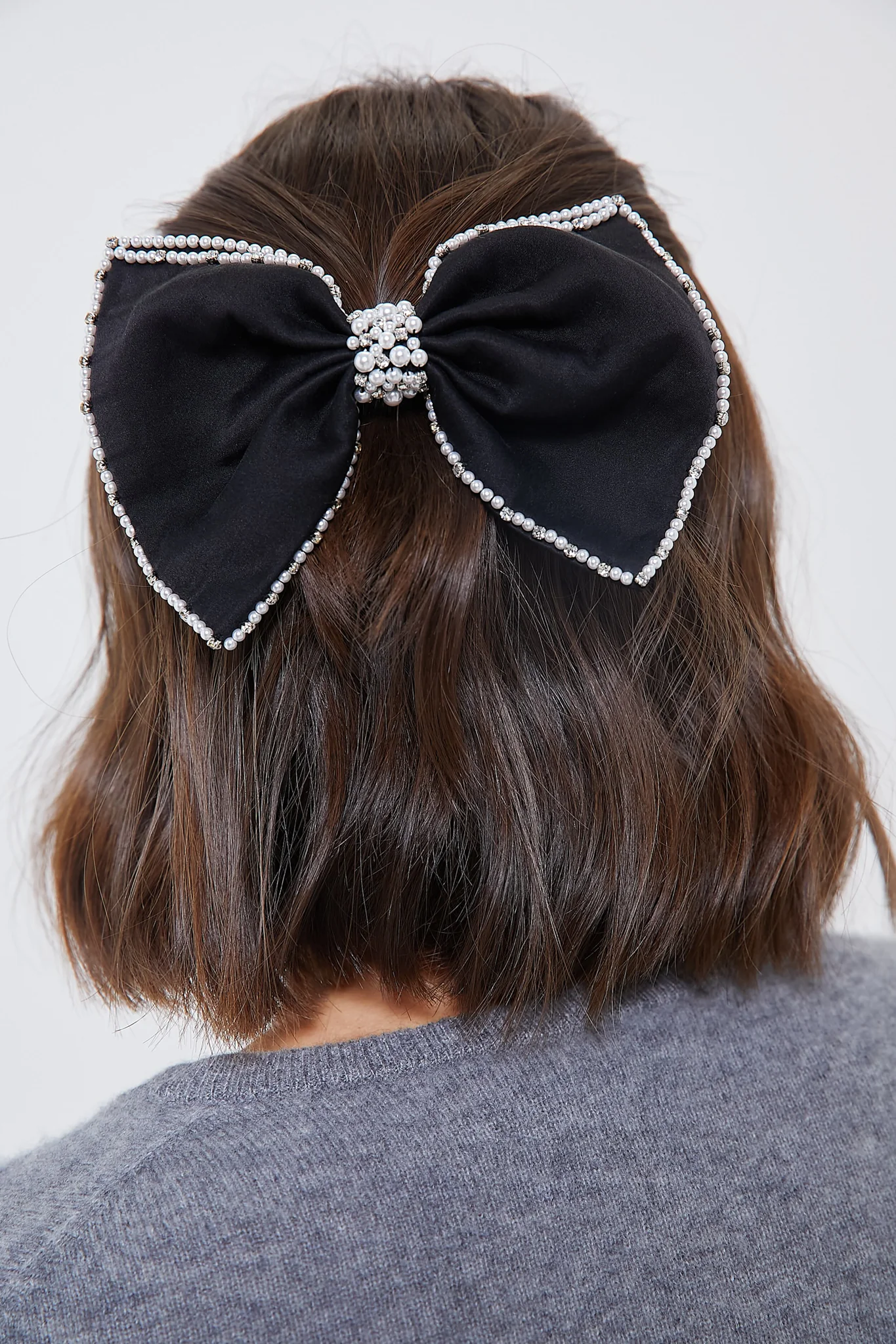Black Sutton Bow - Image 2