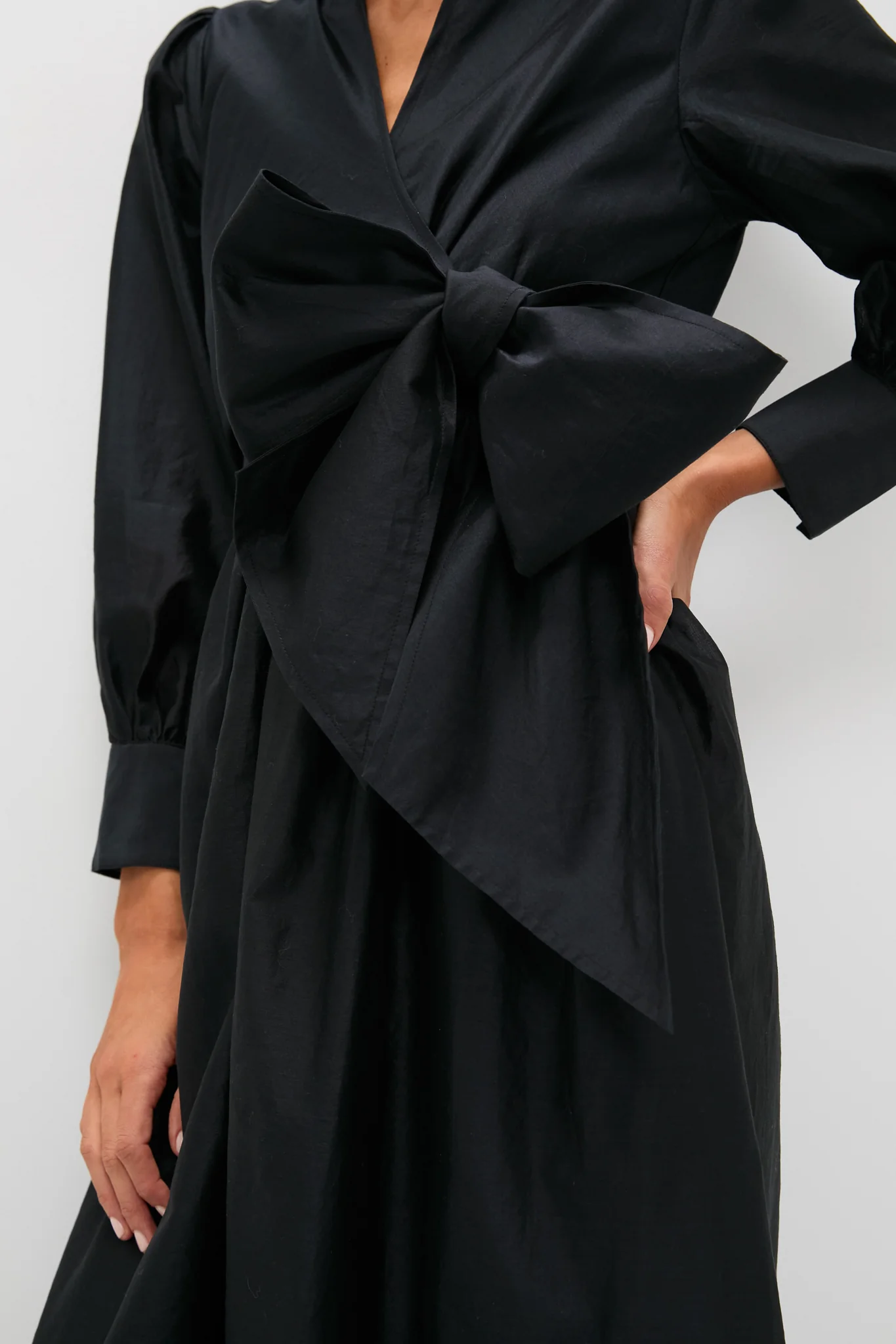 Black Tie Front Bow Bea Maxi Dress - Image 6