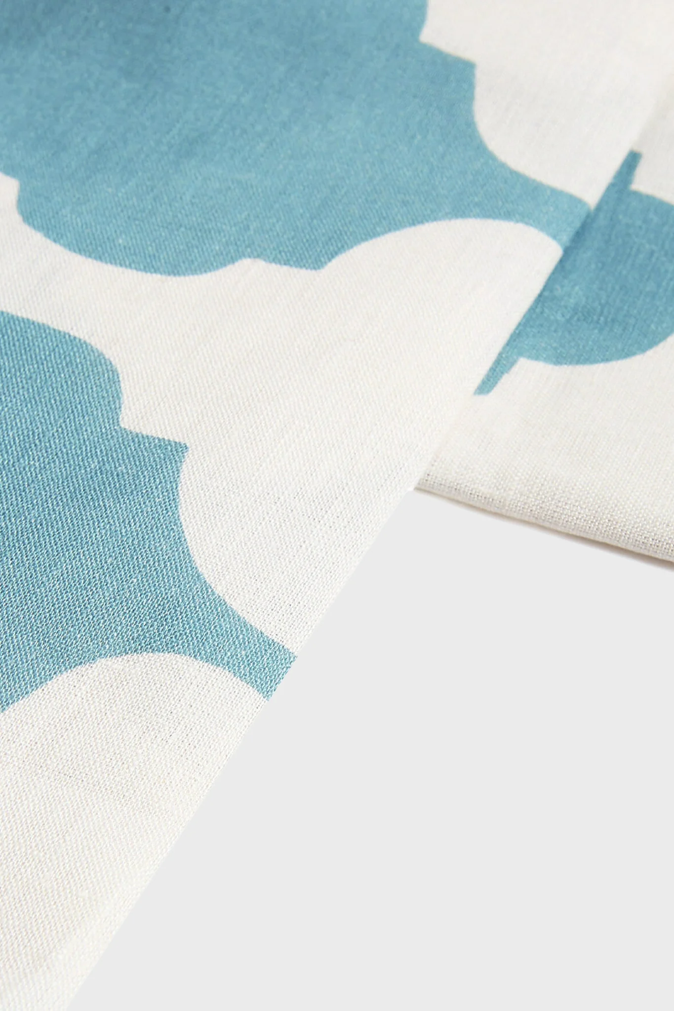 Blue Plaza Large Tablecloth (180x350) - Image 5