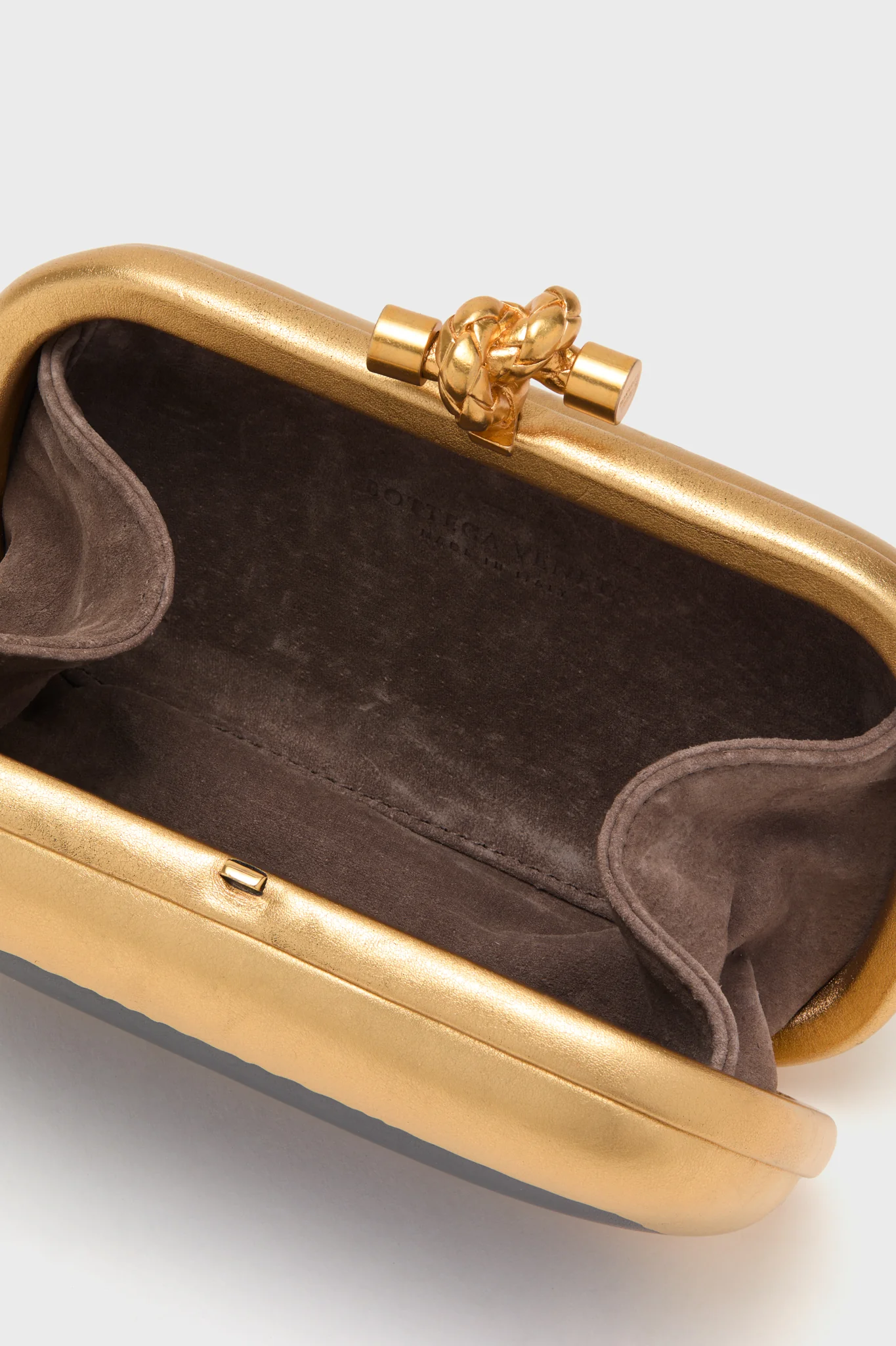 BOTTEGA VENETA Two Tone Knot Clutch - Image 5