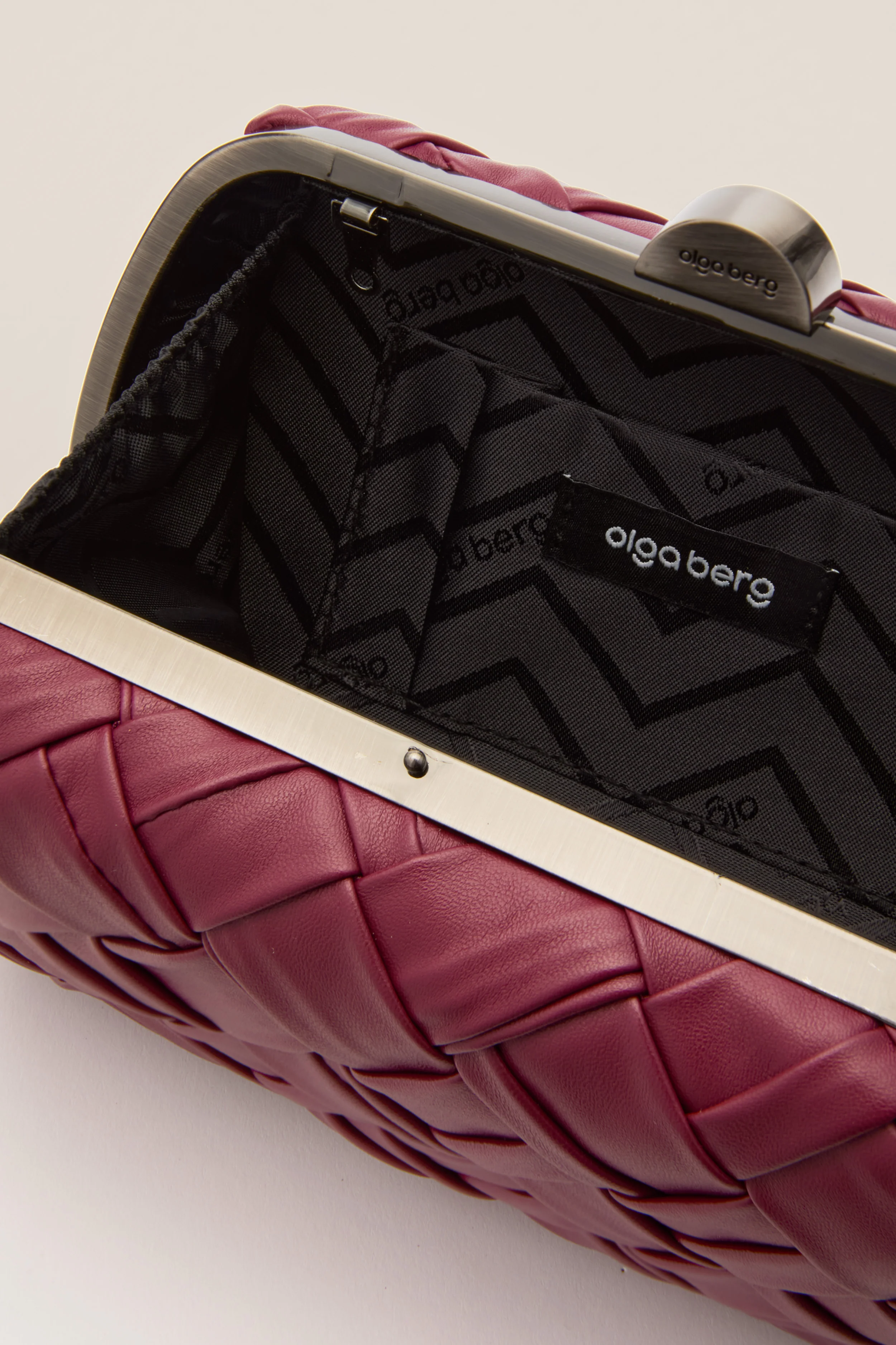 Burgundy Haven Woven Clutch - Image 6