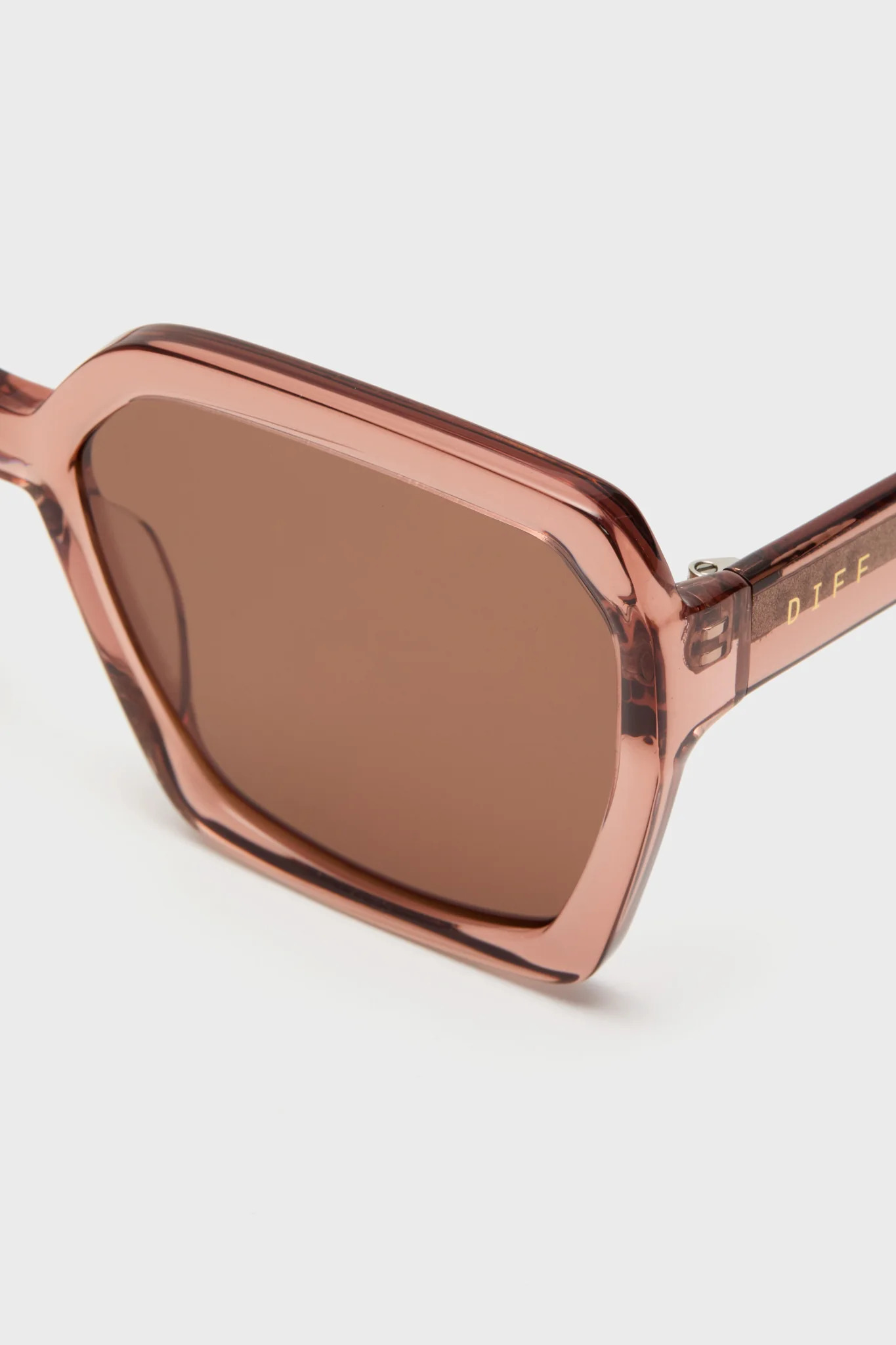 Cafe Ole and Brown Sloan Sunglasses - Image 5