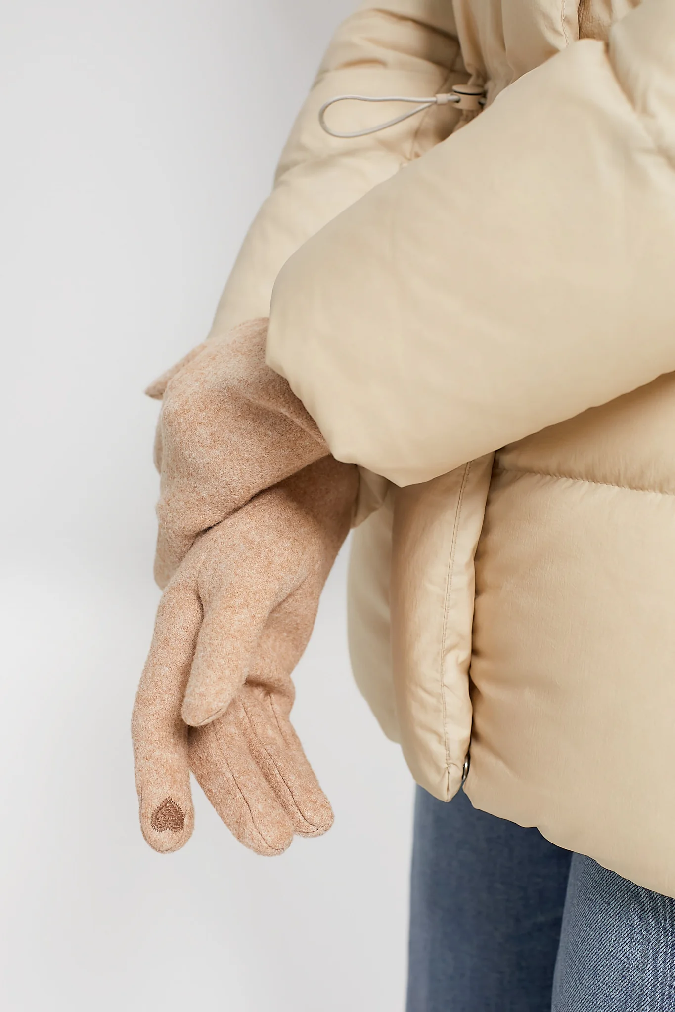 Camel Chic Plain Gloves - Image 2
