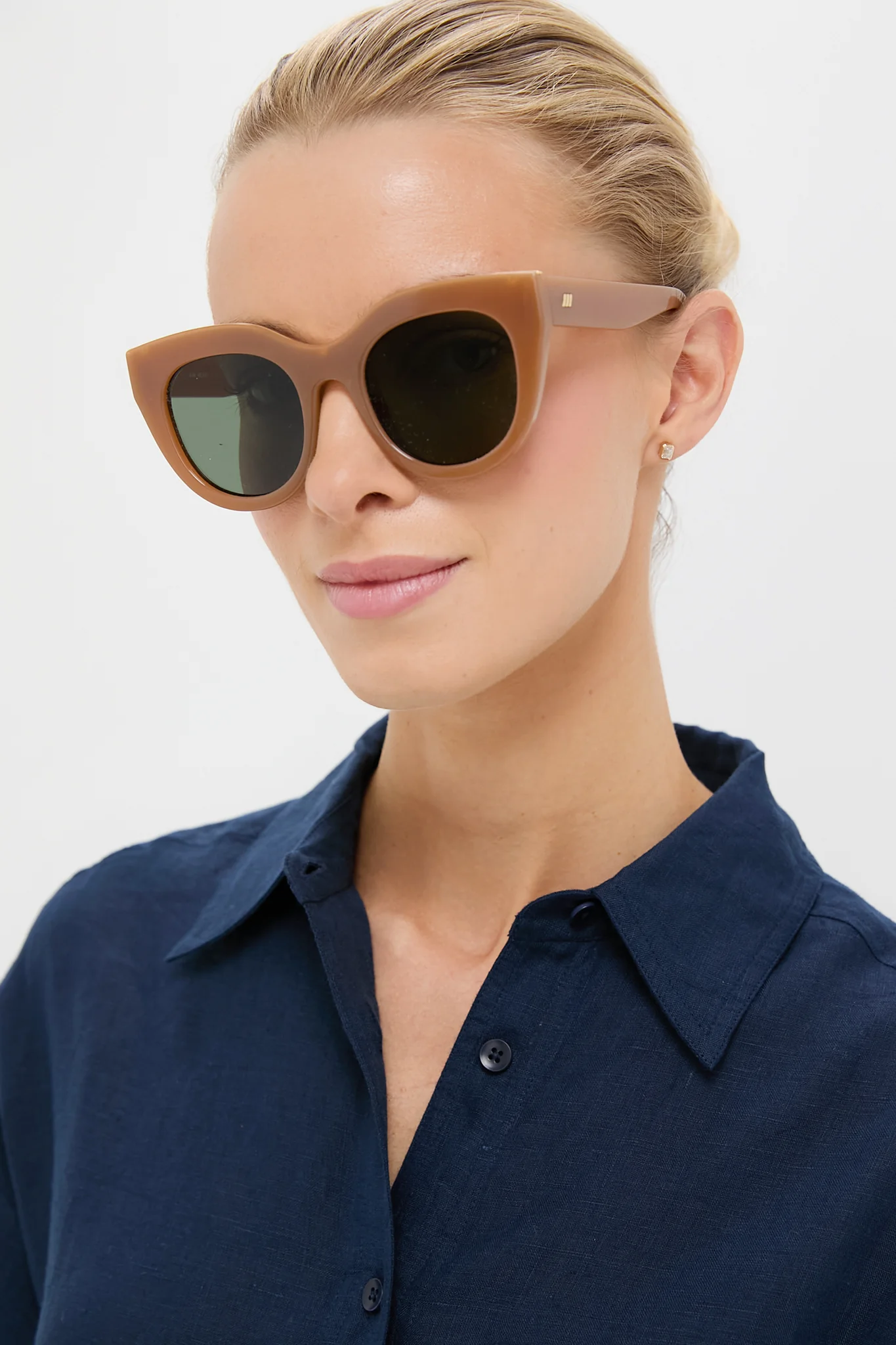 Caramel Air Heart Sunglasses - Image 2