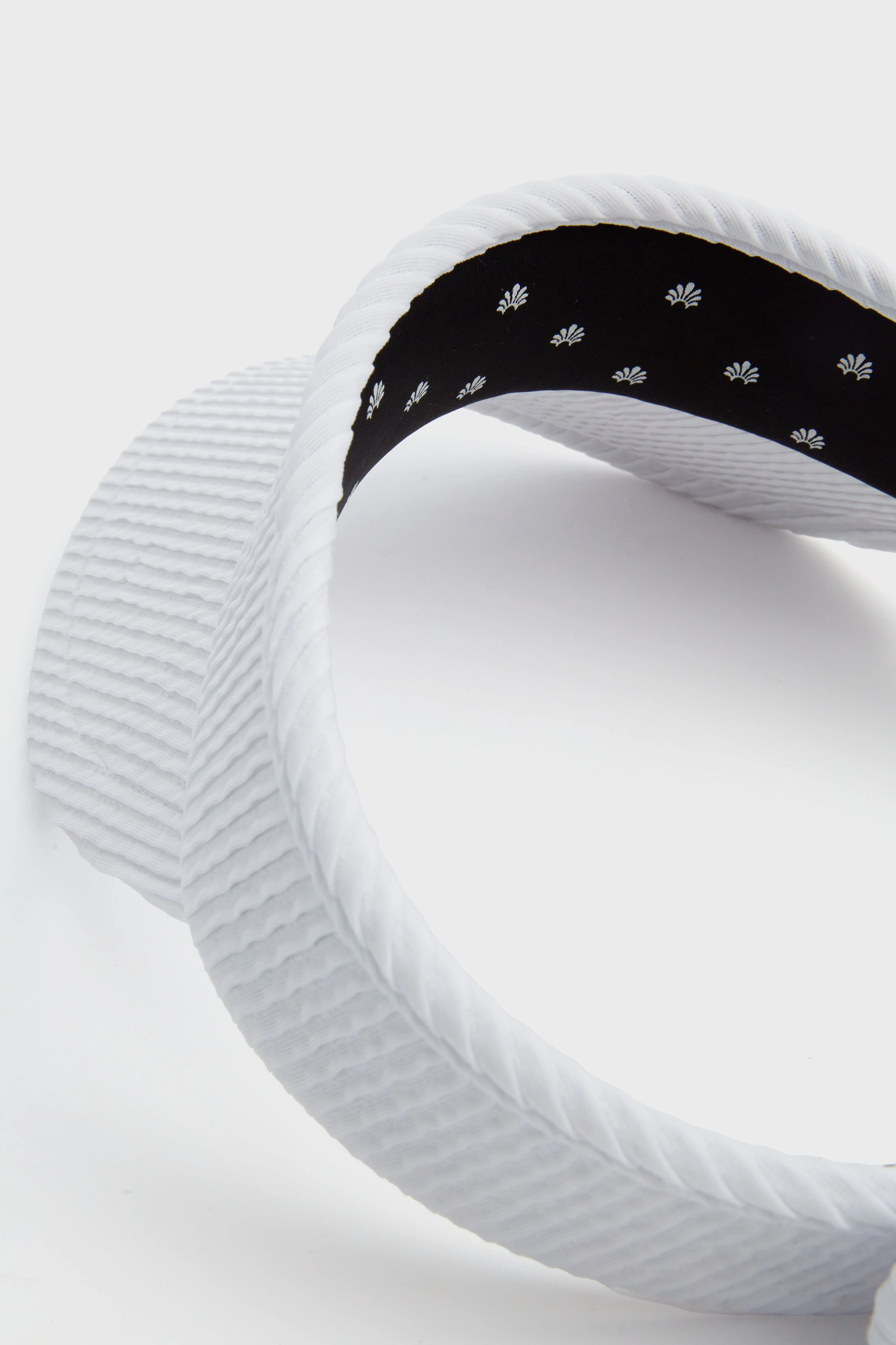 Chalk Swimmer Bow Tie Visor - Image 6