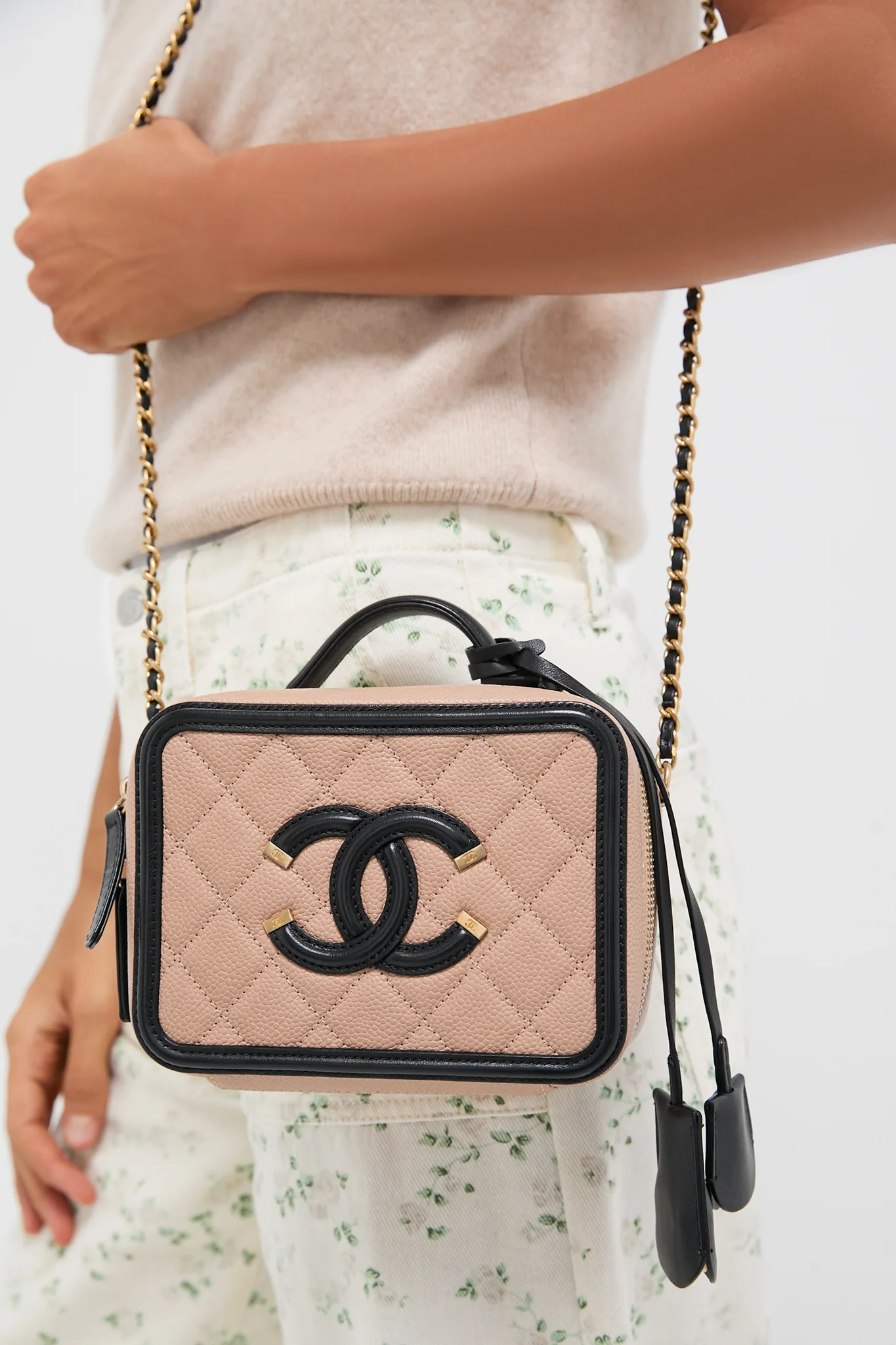 CHANEL Beige and Black Quilted Small Filigree Vanity Case - Image 2