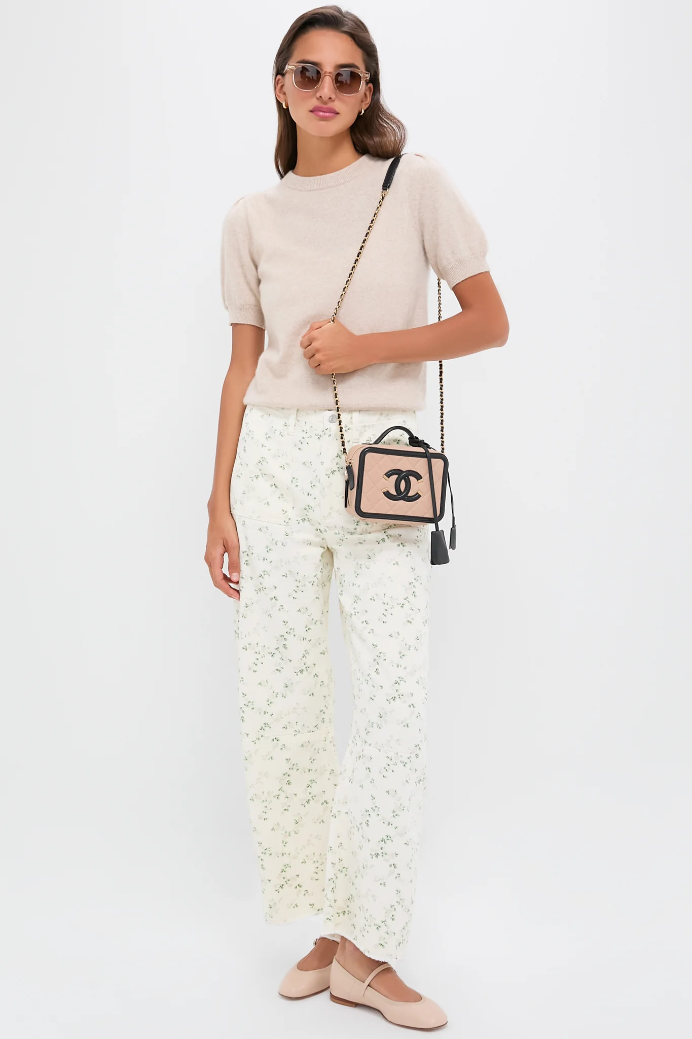 CHANEL Beige and Black Quilted Small Filigree Vanity Case - Image 3