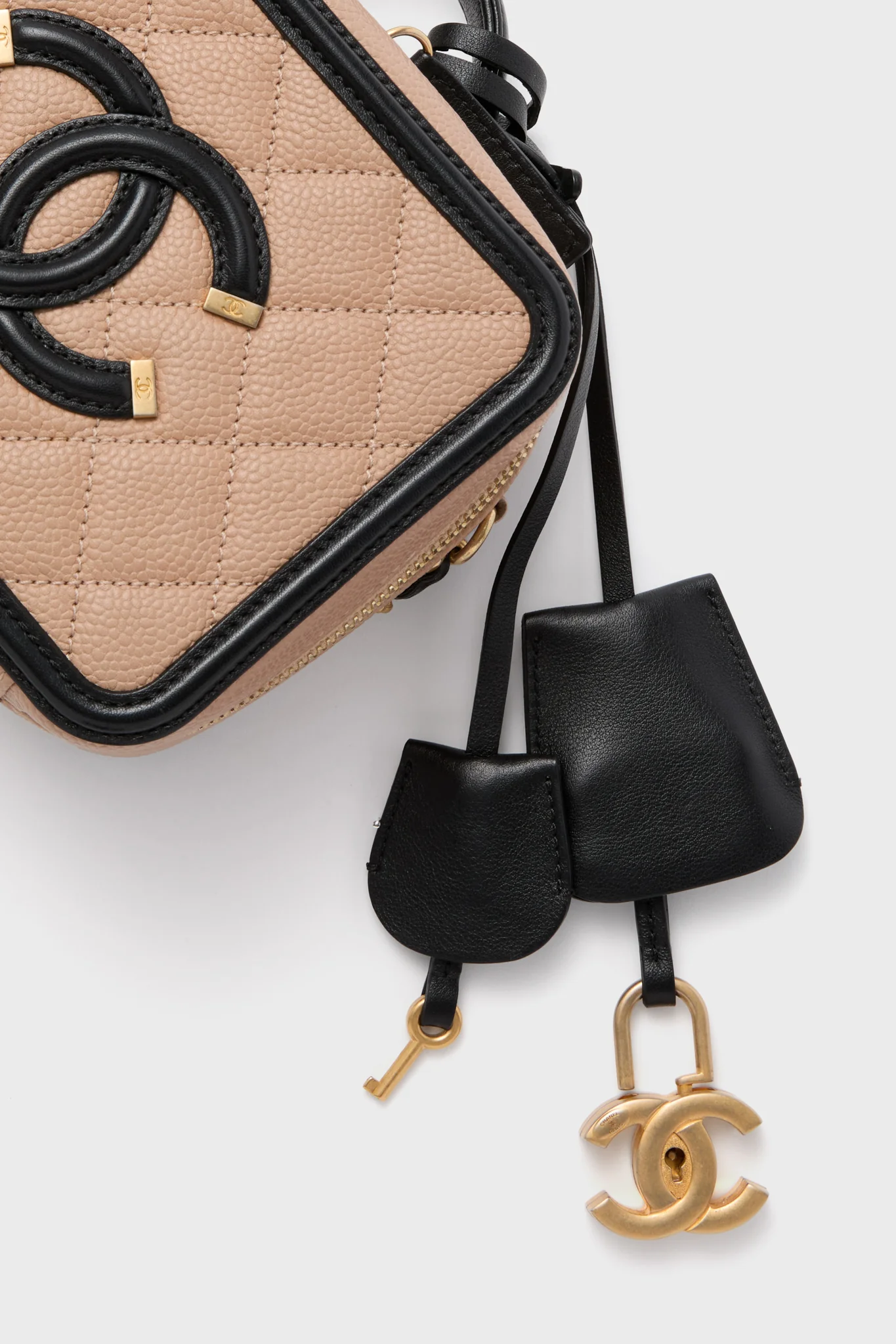 CHANEL Beige and Black Quilted Small Filigree Vanity Case - Image 6