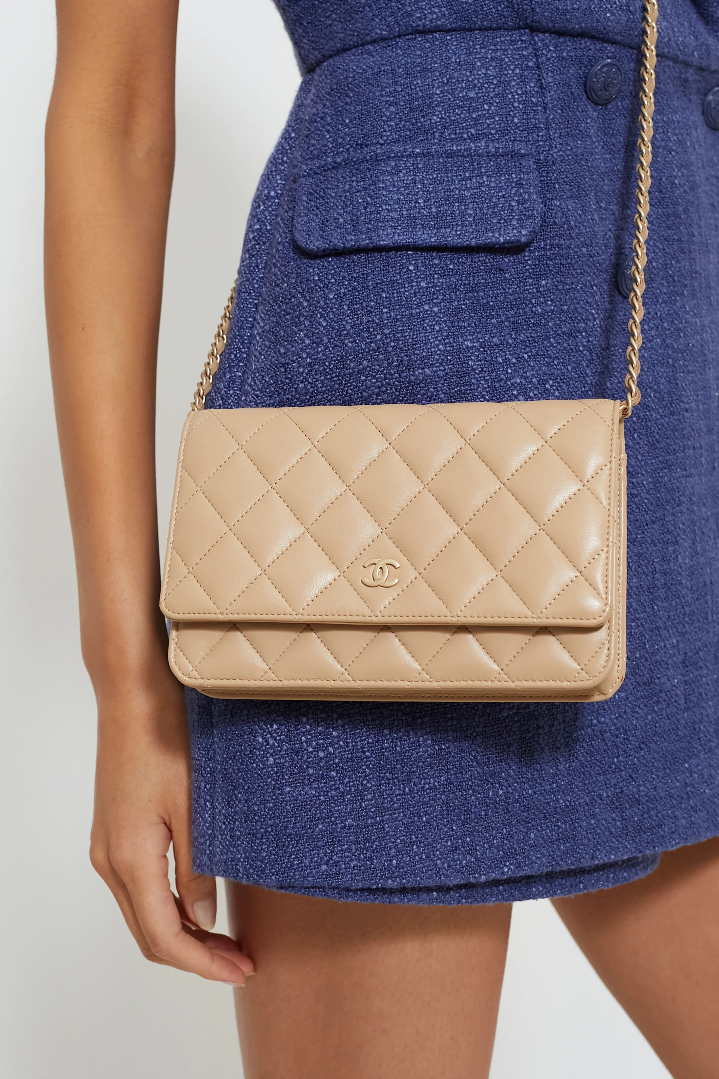 CHANEL Beige Lambskin Quilted Classic Wallet On Chain - Image 7