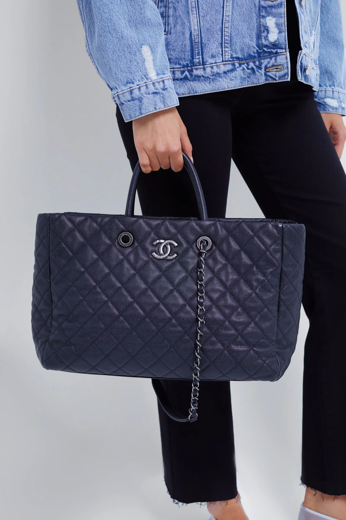 CHANEL Black Caviar Coco Allure Shopping Tote - Image 2