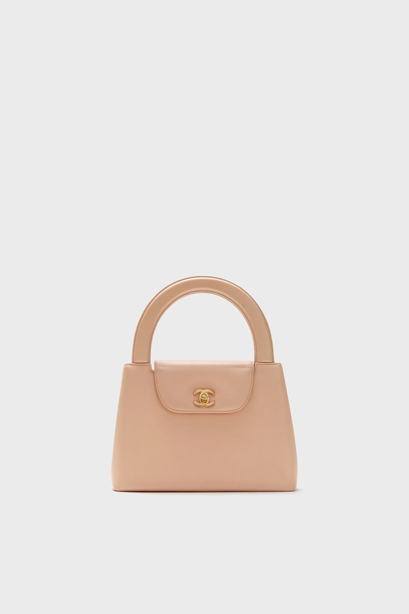CHANEL Beige Coco Kelly Leather Handbag