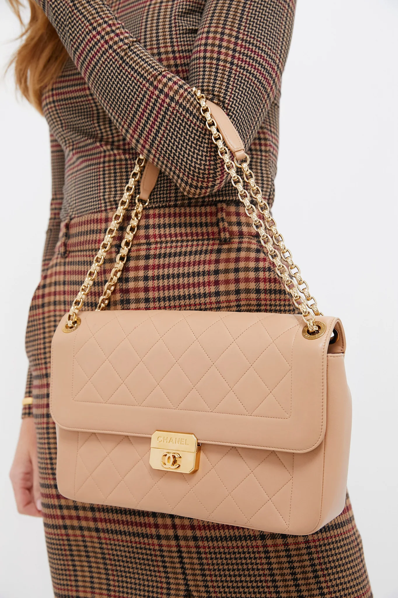 Chanel Matelasse Shoulder Bag - Image 2