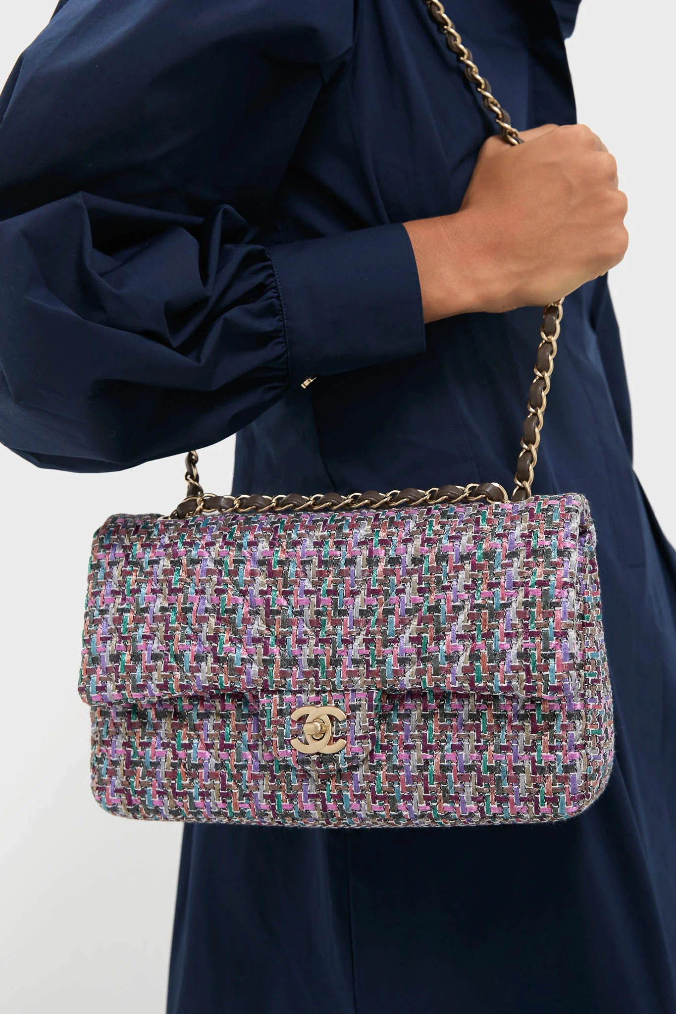 CHANEL Multicolor Pink Purple Soft Diagonal Pattern Classic 25 Crossbody - Image 3