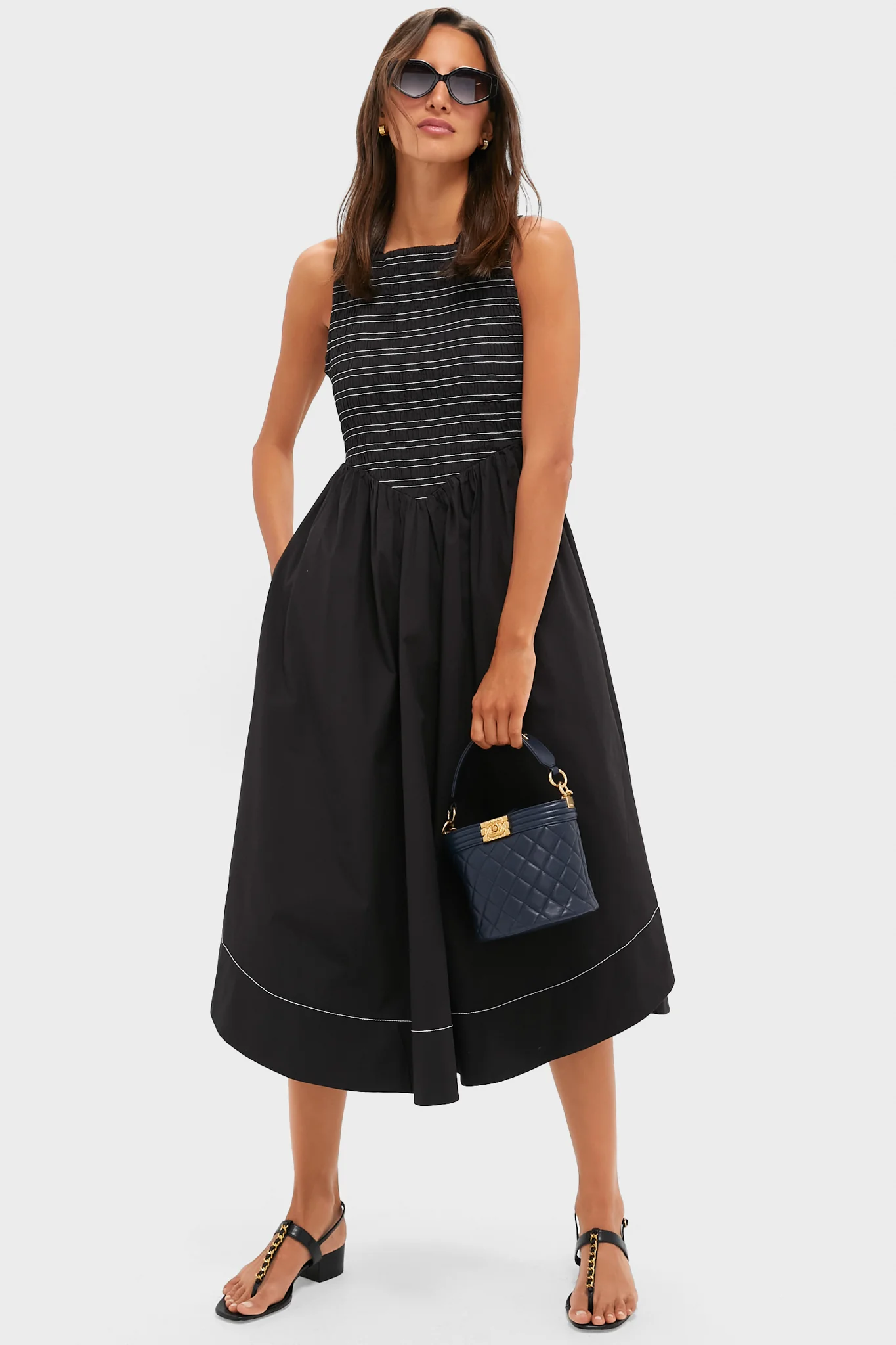 CHANEL Navy Boy Bucket Bag - Image 3