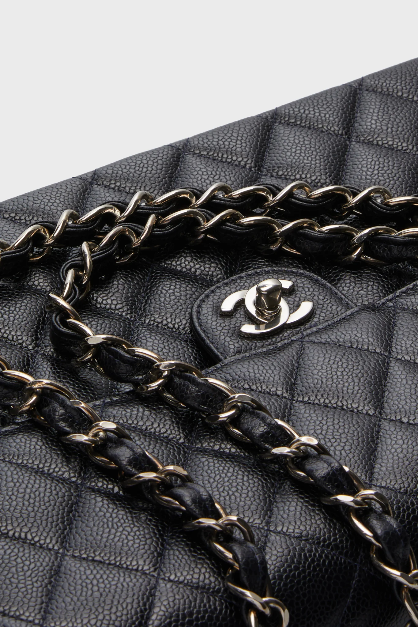 CHANEL Navy Caviar Maxi Flap Shoulder Bag - Image 5