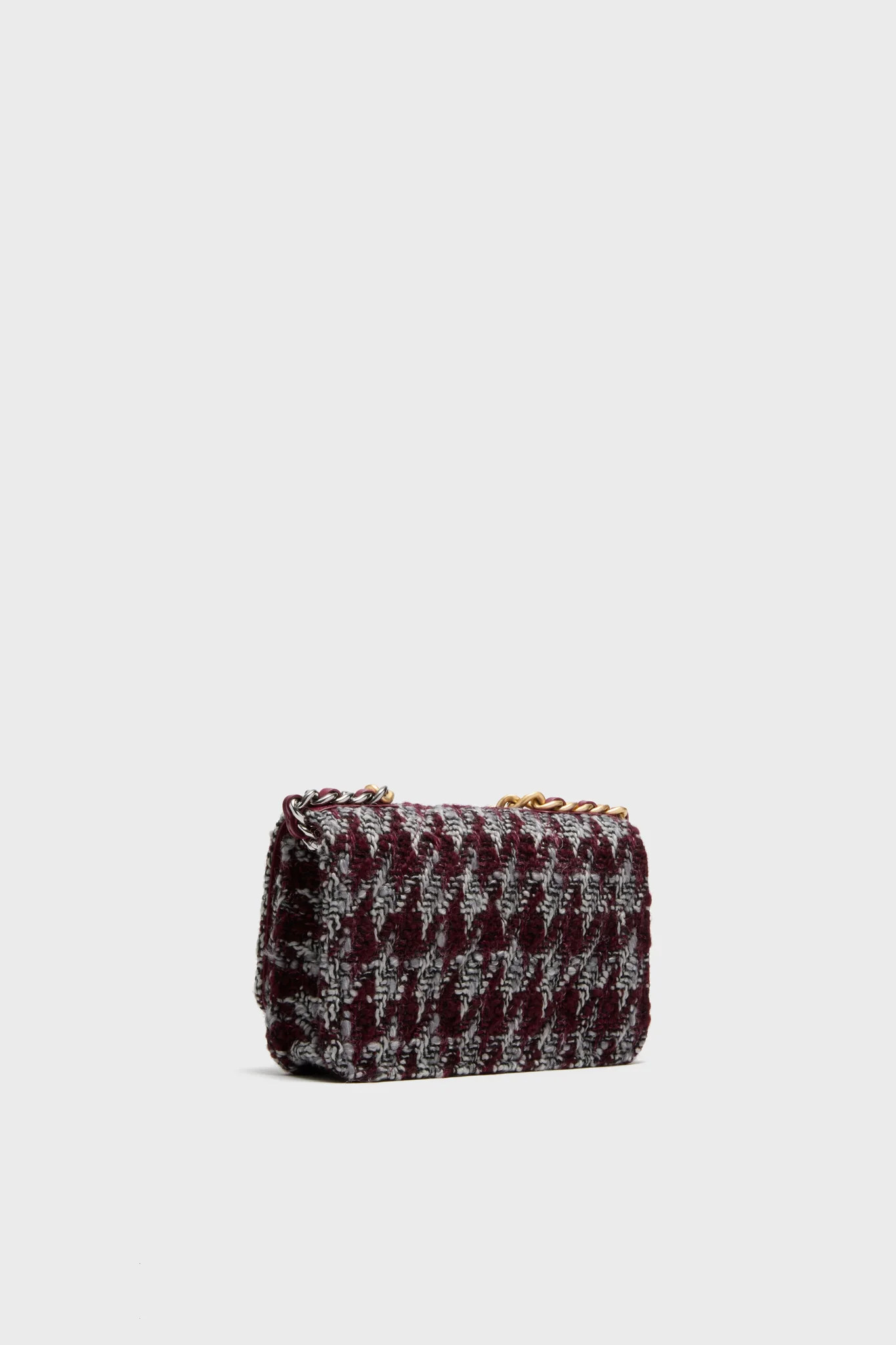CHANEL Quilted Tweed Wallet On Chain - Image 5