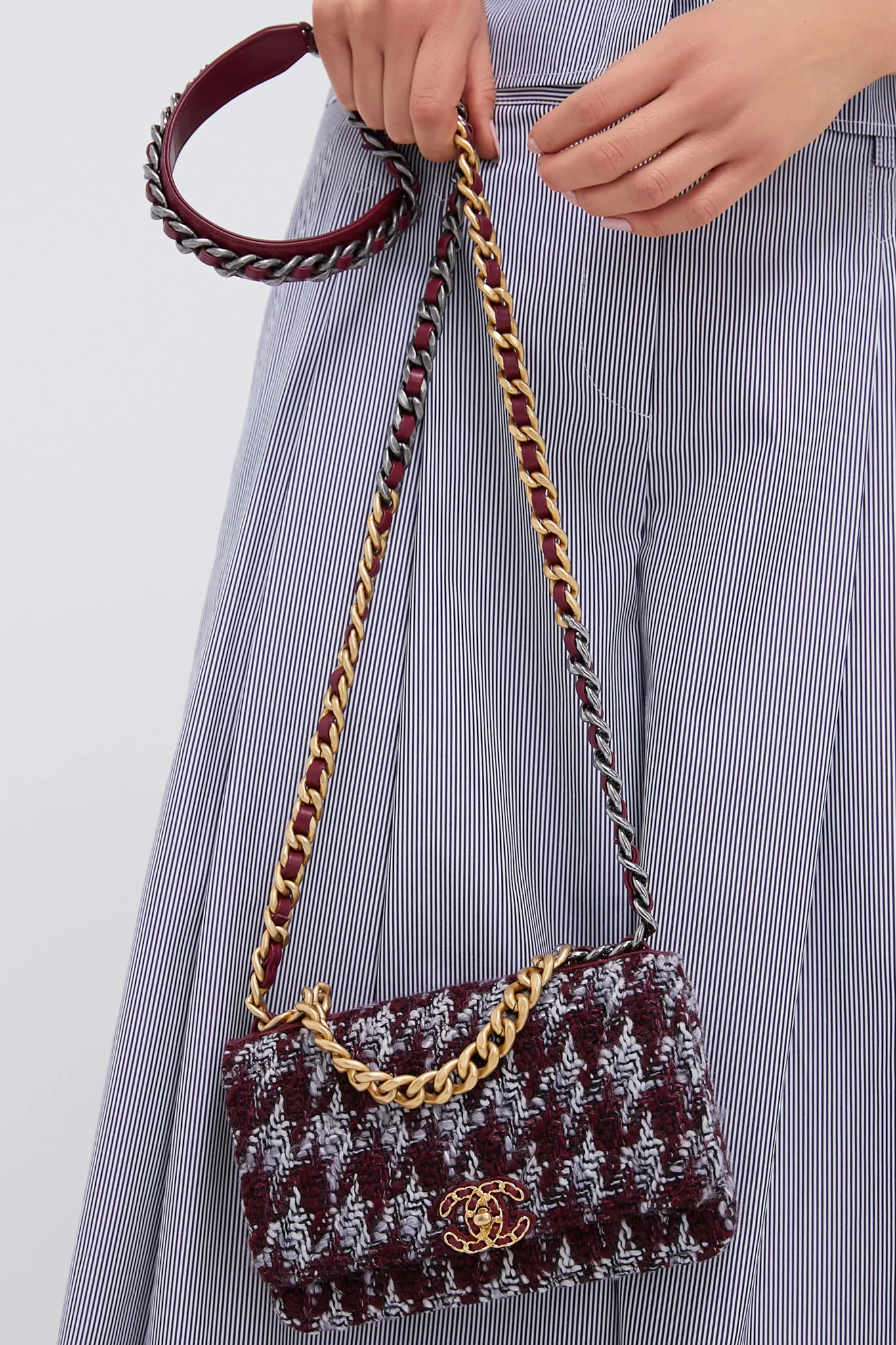 CHANEL Quilted Tweed Wallet On Chain - Image 6