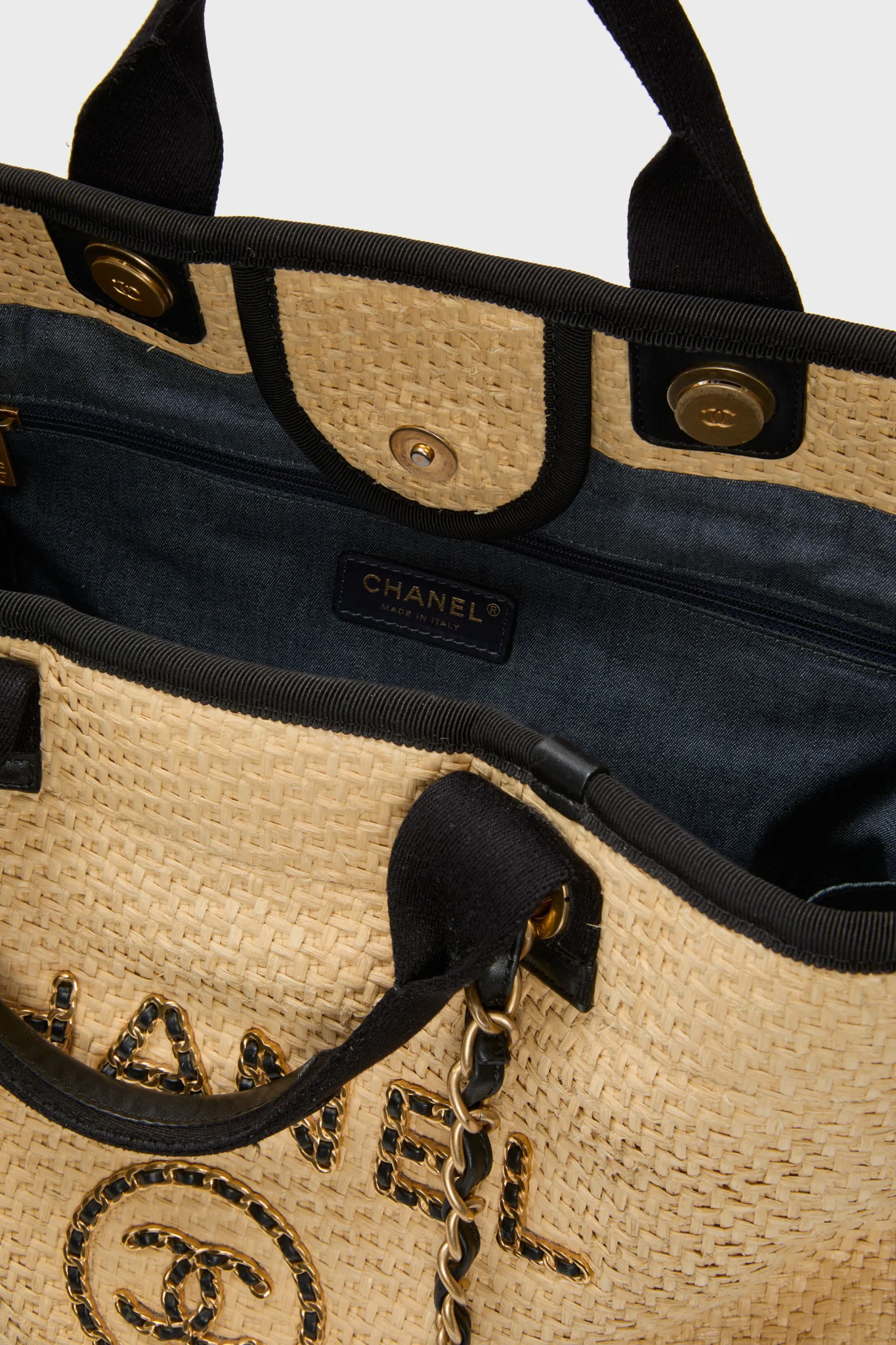 CHANEL Straw Raffia Deauville MM Tote Bag - Image 6