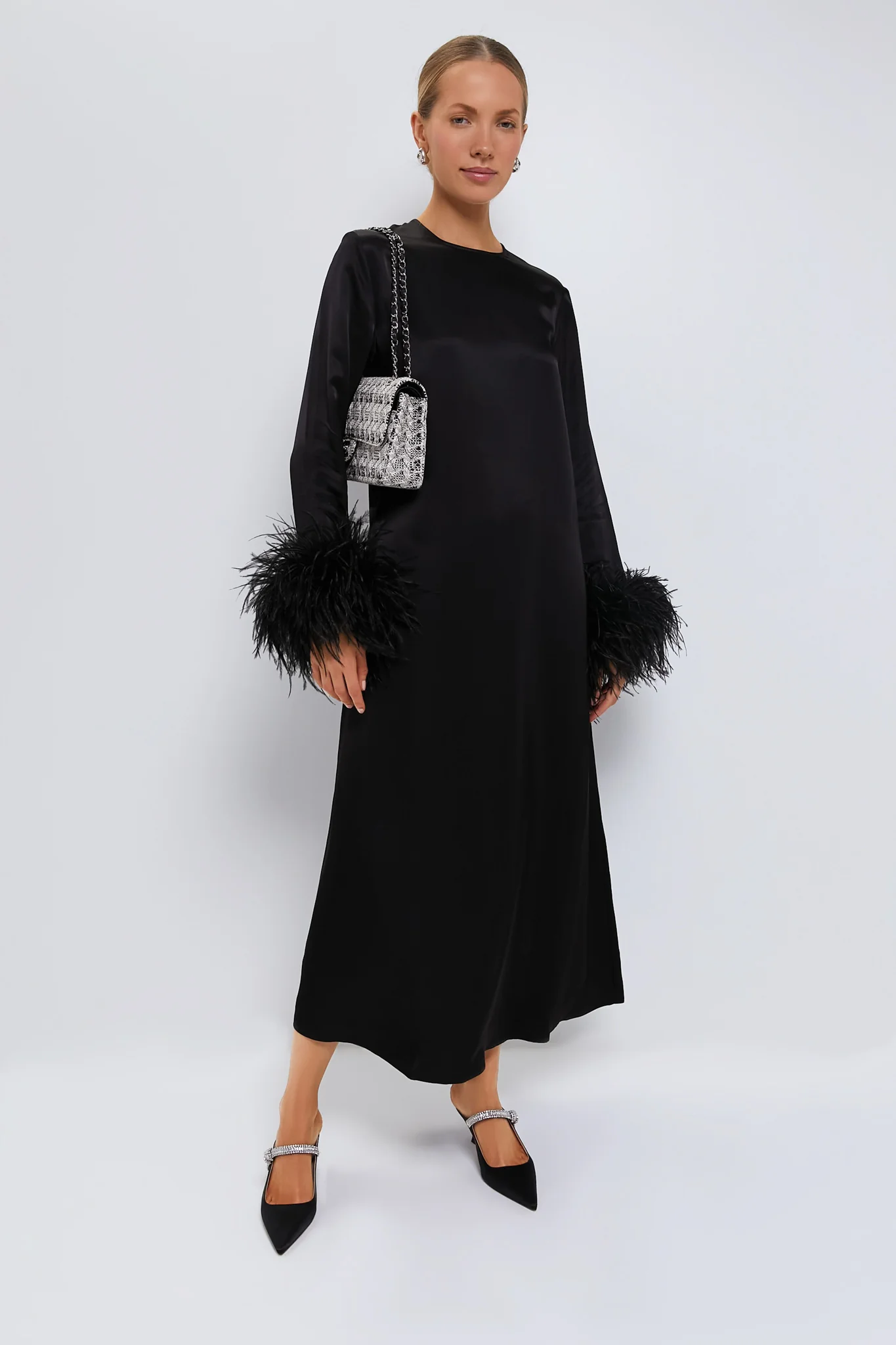 CHANEL Tweed Matelasse Shoulder Bag - Image 3